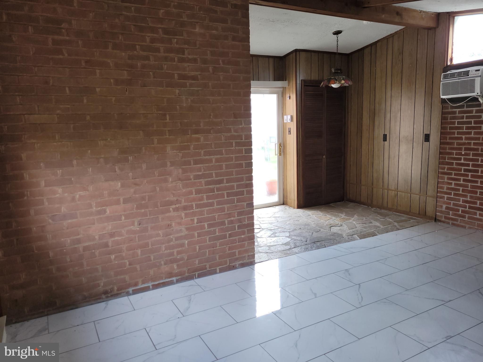 SUMMIT PARK - Residential