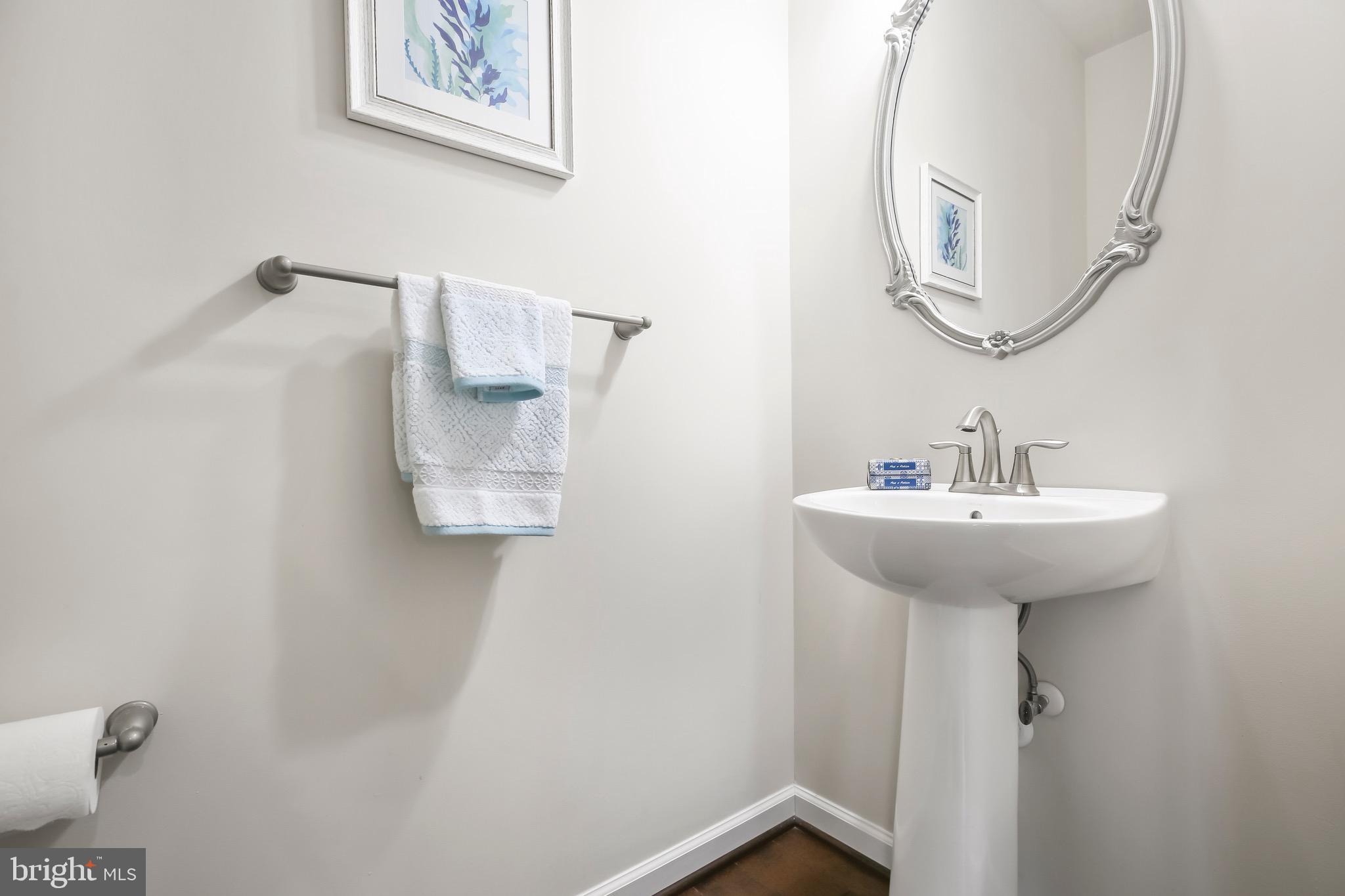 VIRGINIA HERITAGE AT LEE'S PARK - Residential