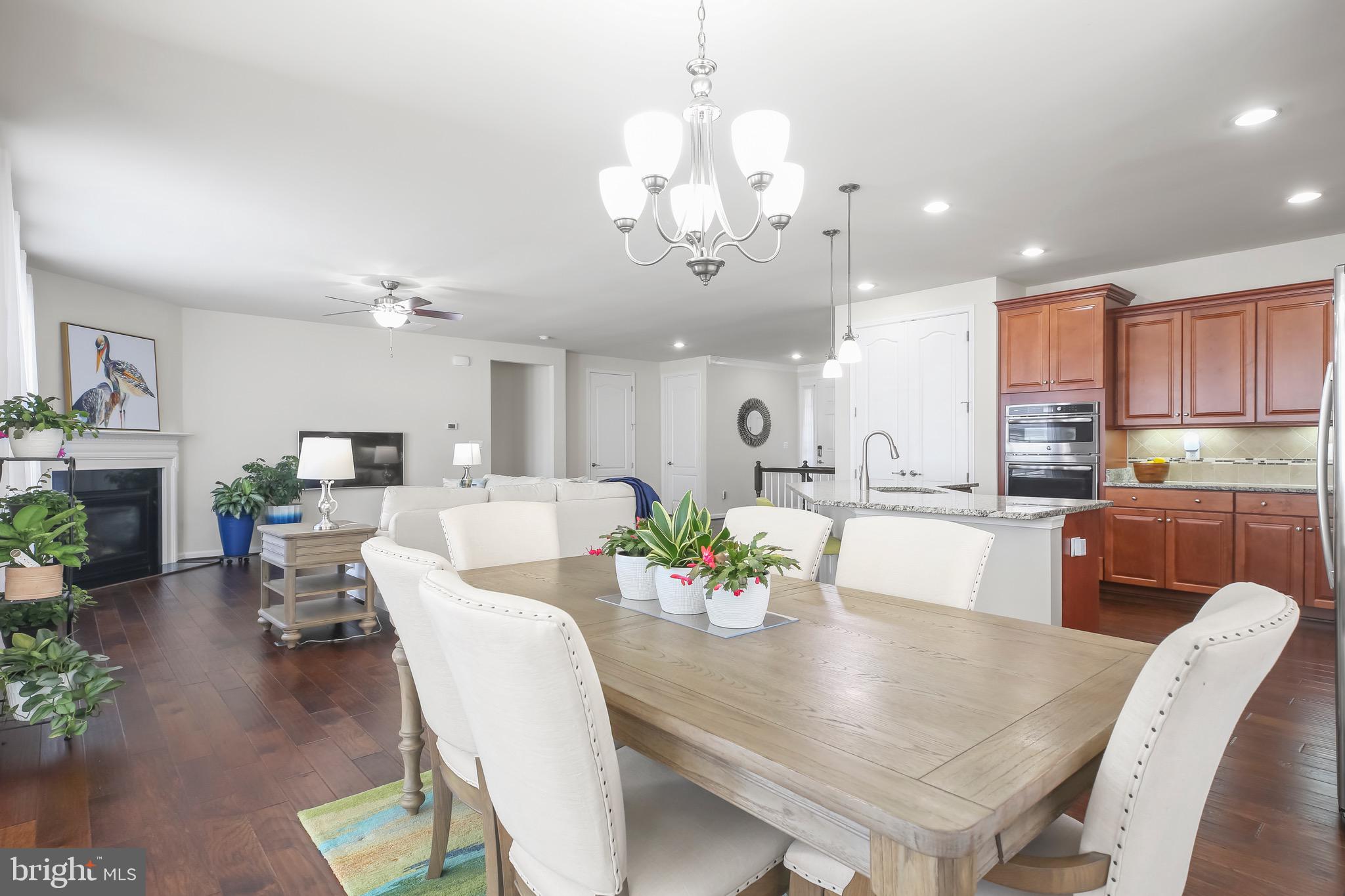 VIRGINIA HERITAGE AT LEE'S PARK - Residential