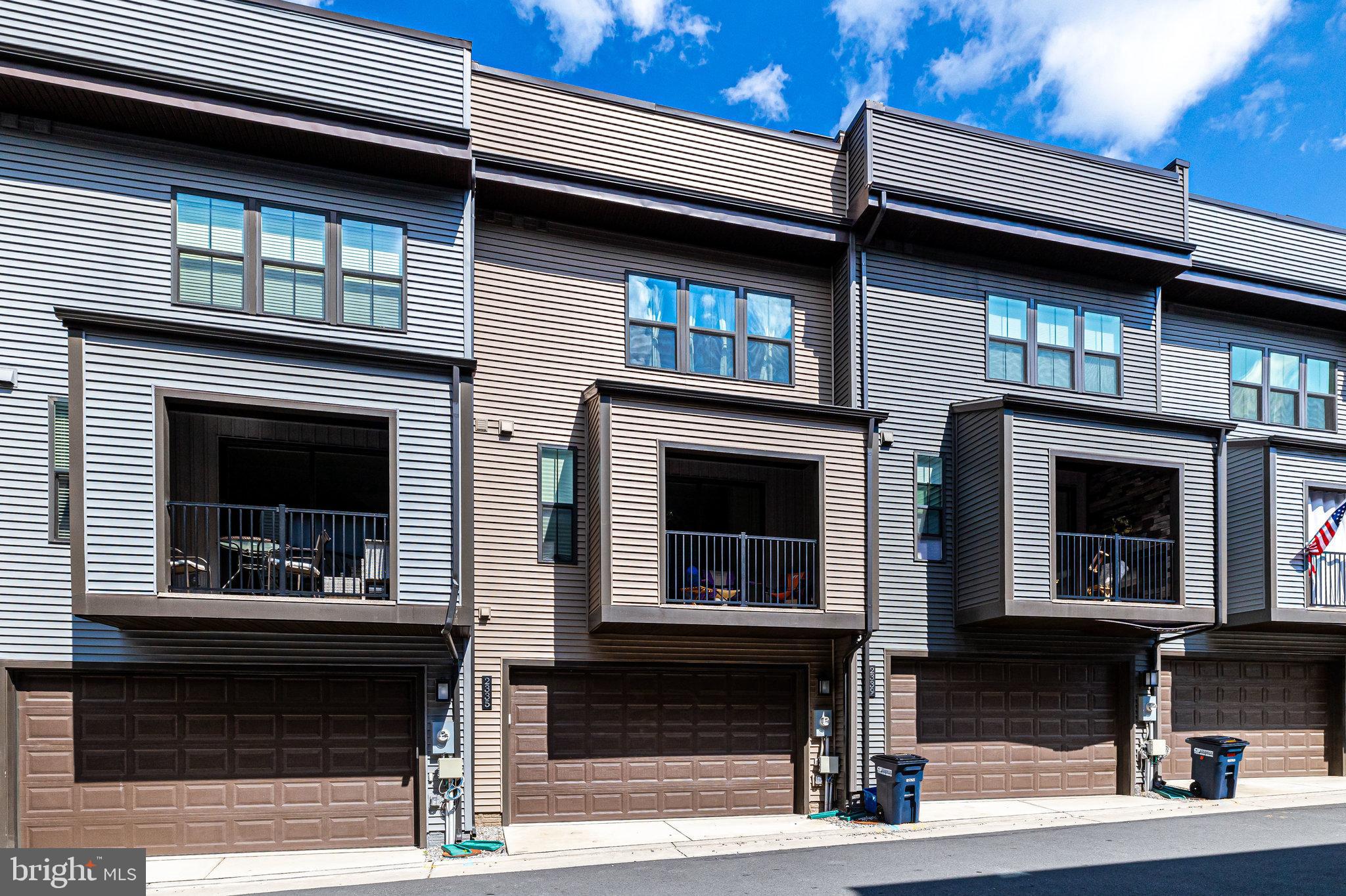 WATERVIEW AT WOODLAND PARK - Residential Lease