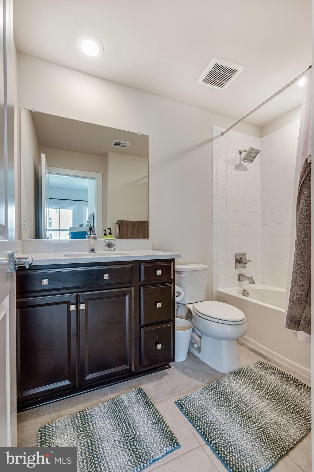 WATERVIEW AT WOODLAND PARK - Residential Lease