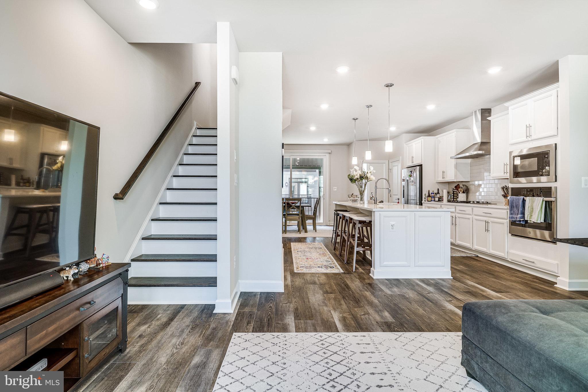 WATERVIEW AT WOODLAND PARK - Residential Lease