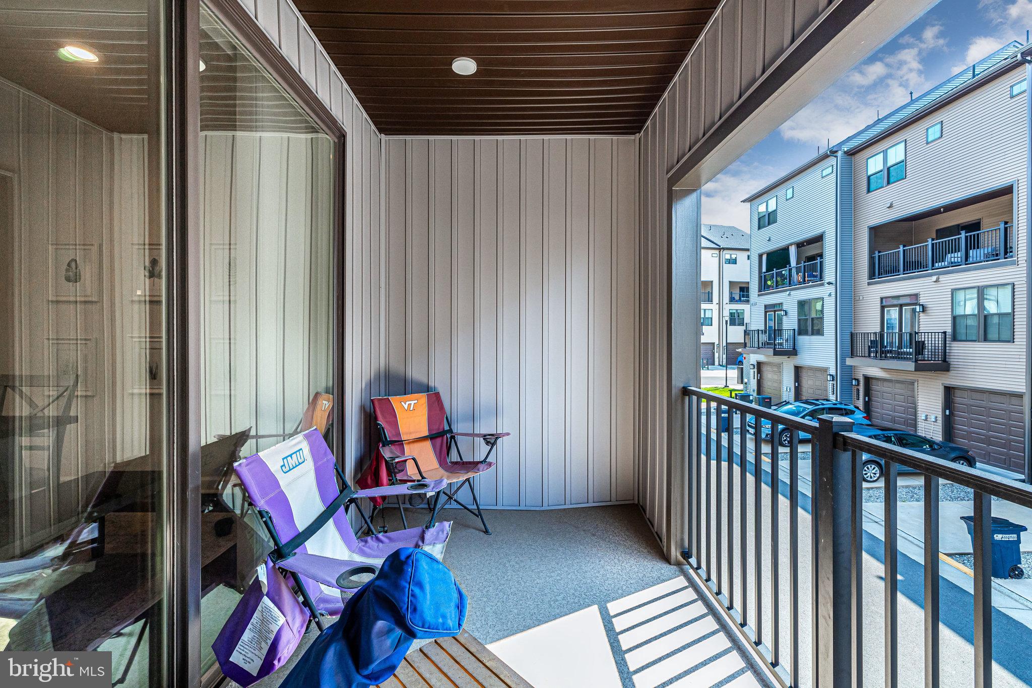 WATERVIEW AT WOODLAND PARK - Residential Lease