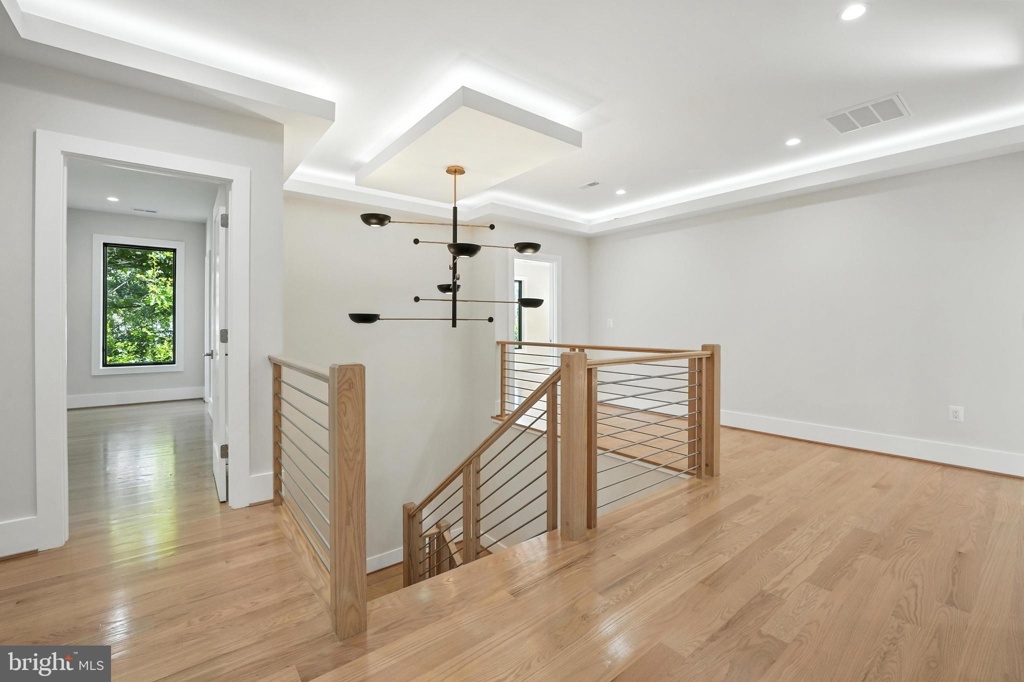 PIMMIT HILLS - Residential