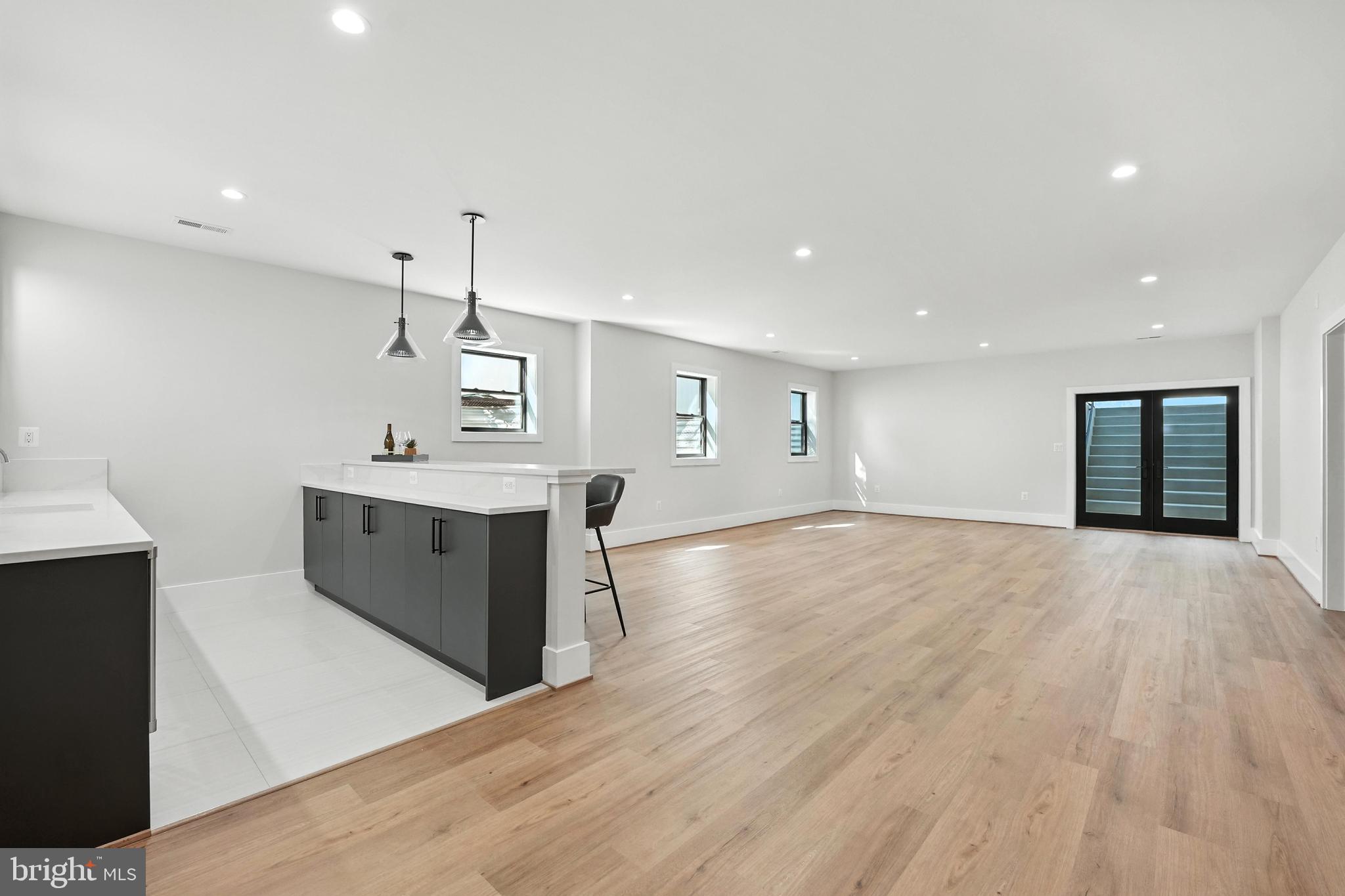 PIMMIT HILLS - Residential