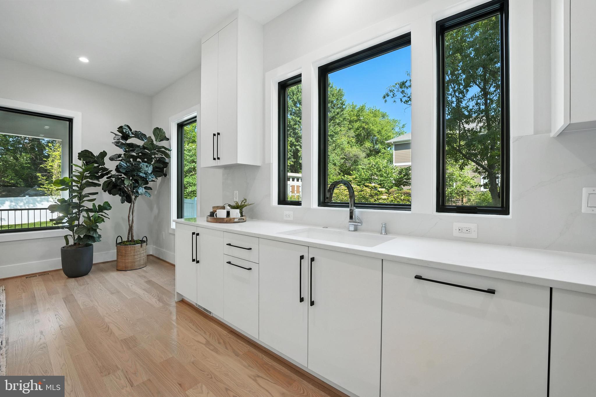 PIMMIT HILLS - Residential