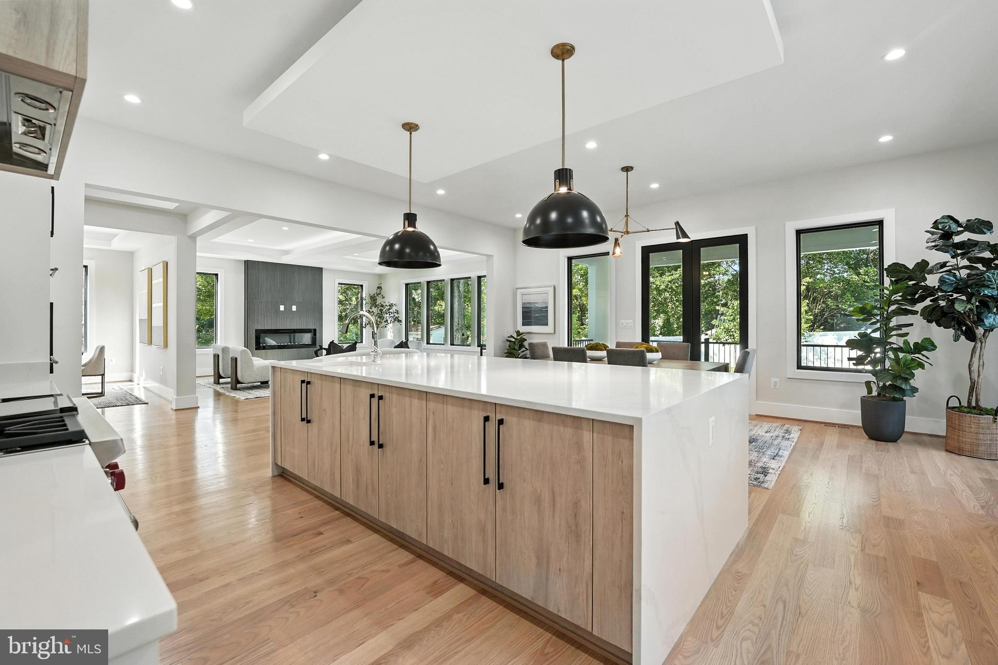 PIMMIT HILLS - Residential