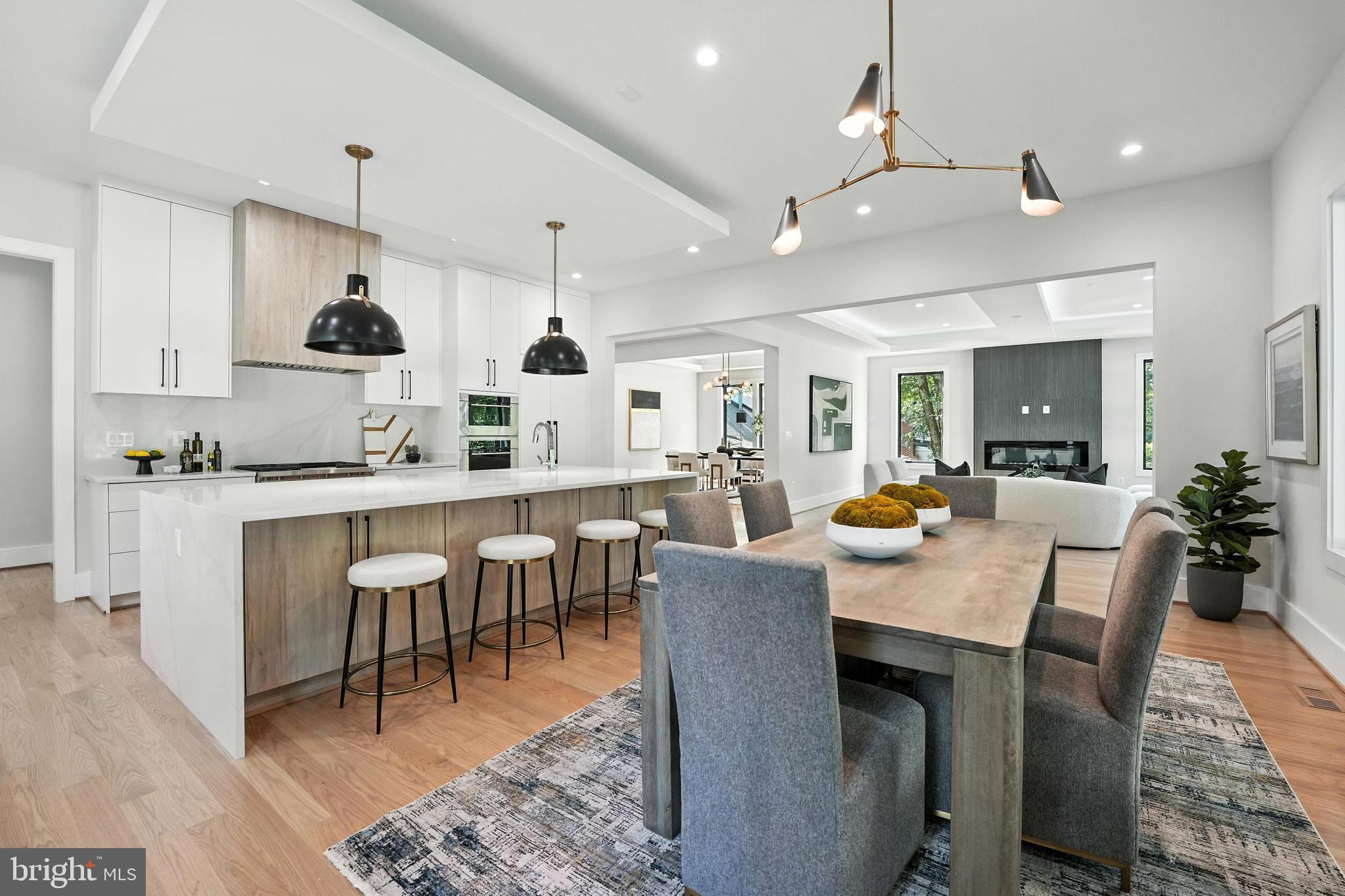 PIMMIT HILLS - Residential