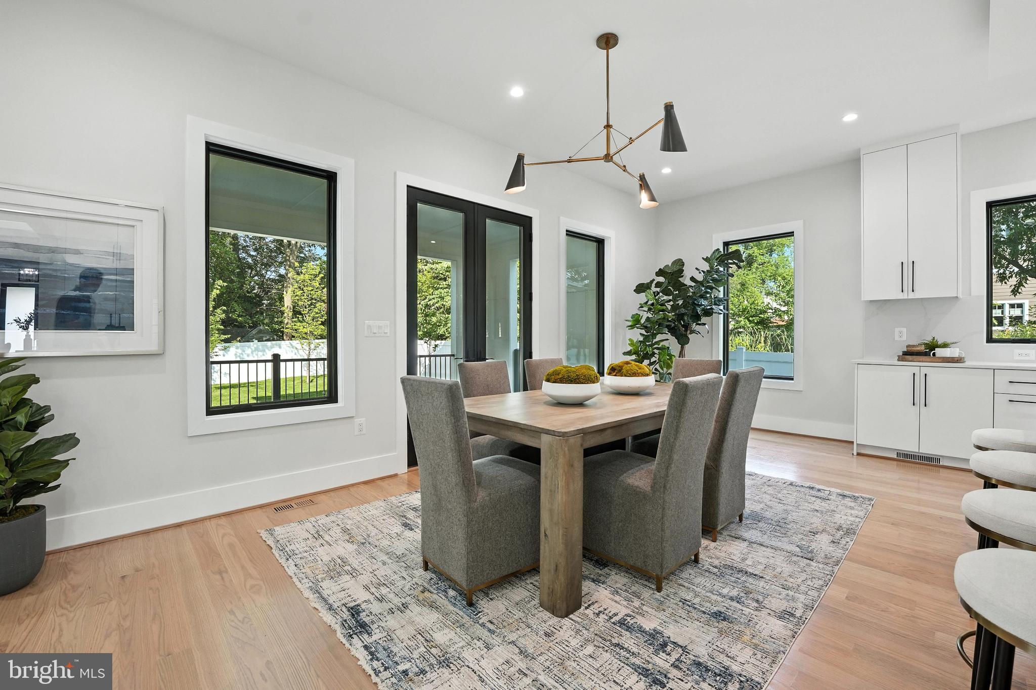 PIMMIT HILLS - Residential