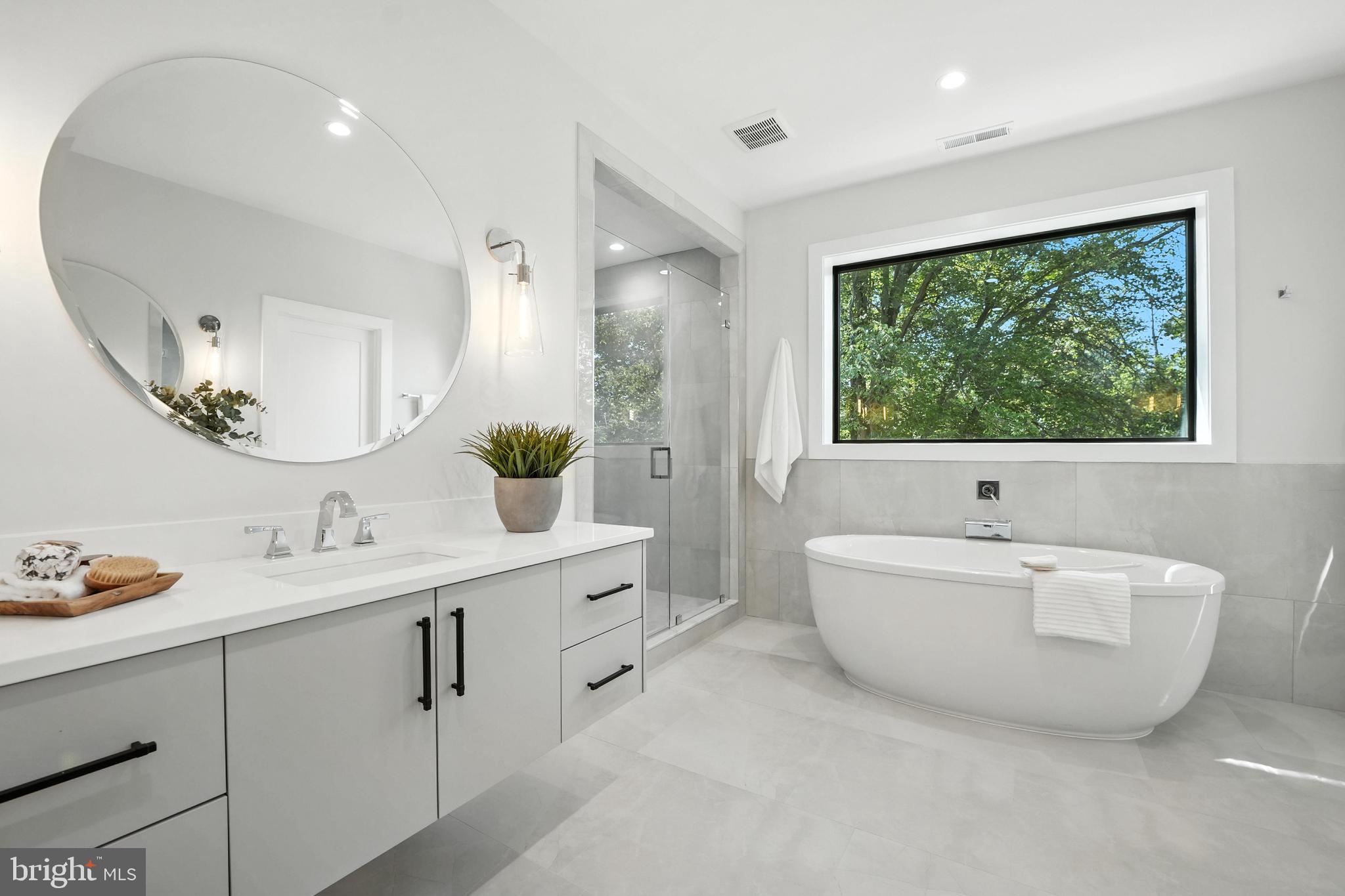 PIMMIT HILLS - Residential