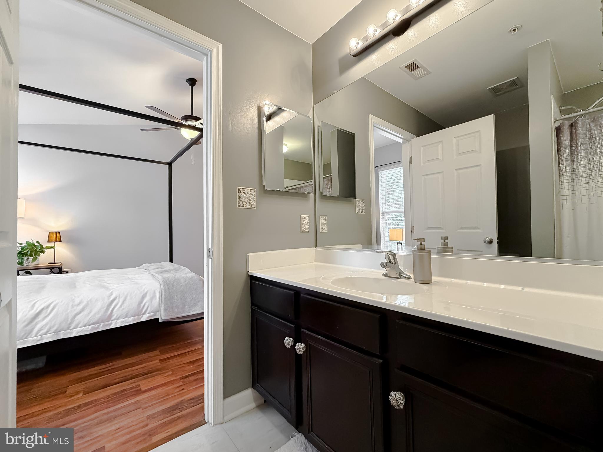 OAK TREE LANDING - Residential