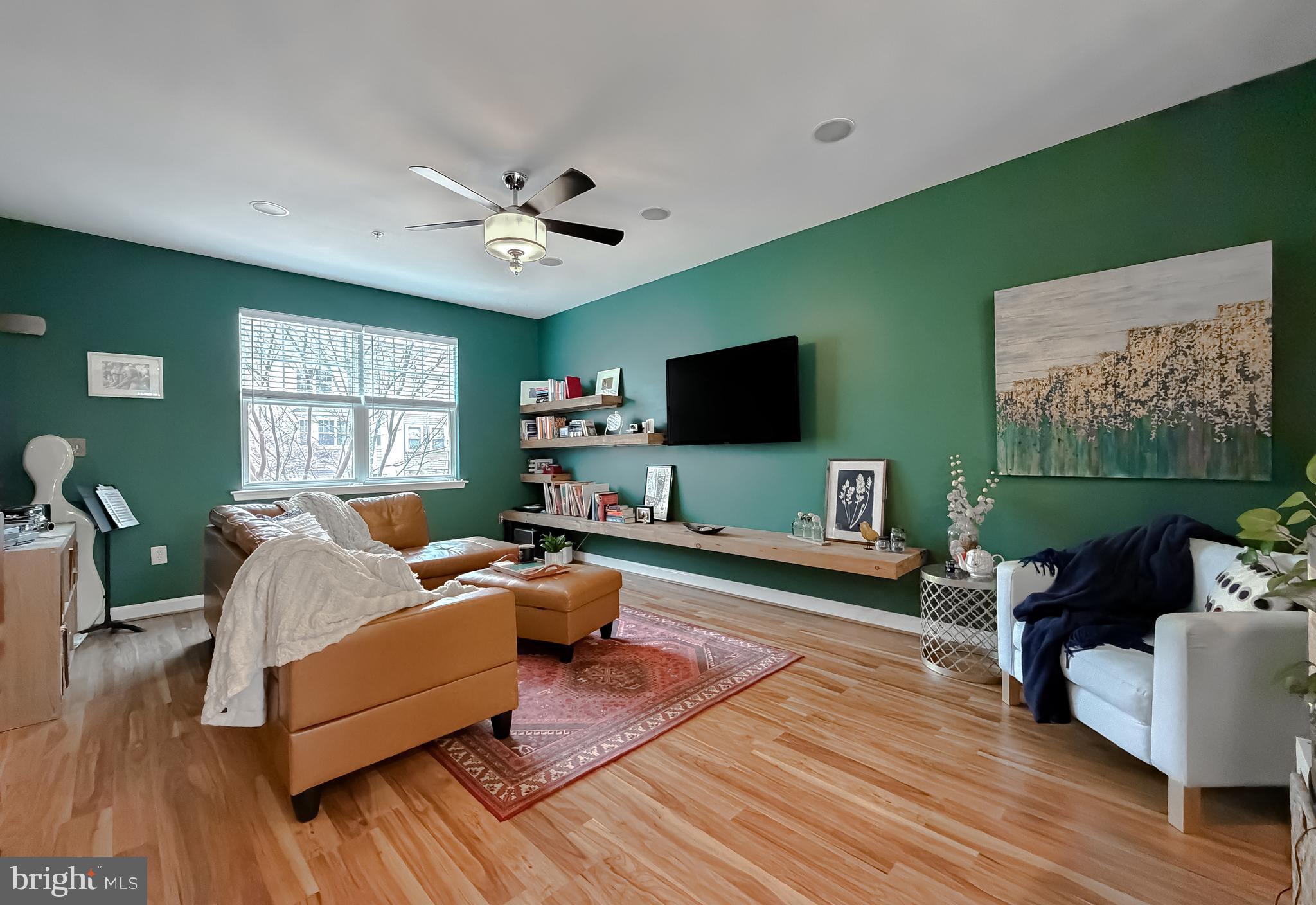 OAK TREE LANDING - Residential