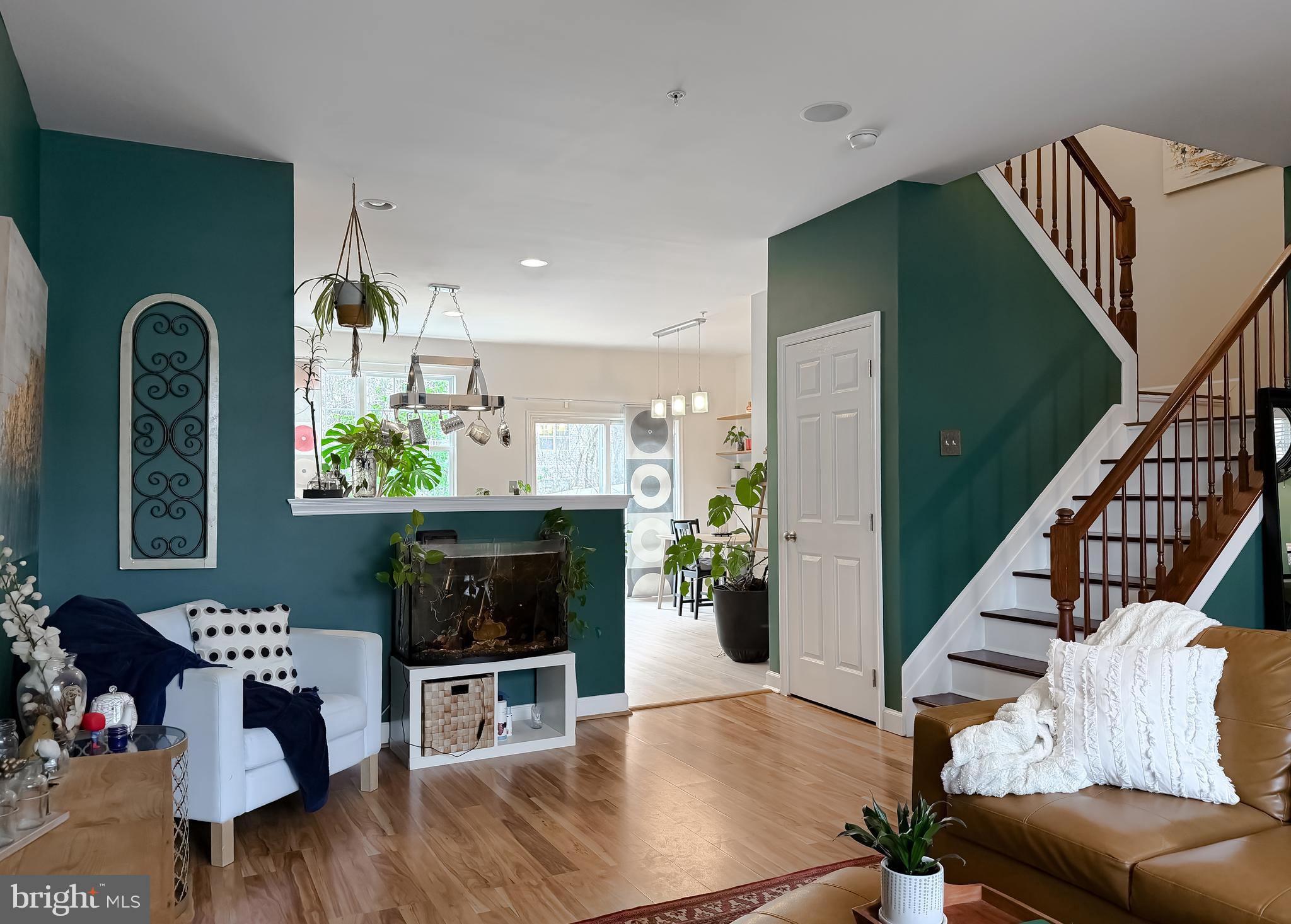 OAK TREE LANDING - Residential