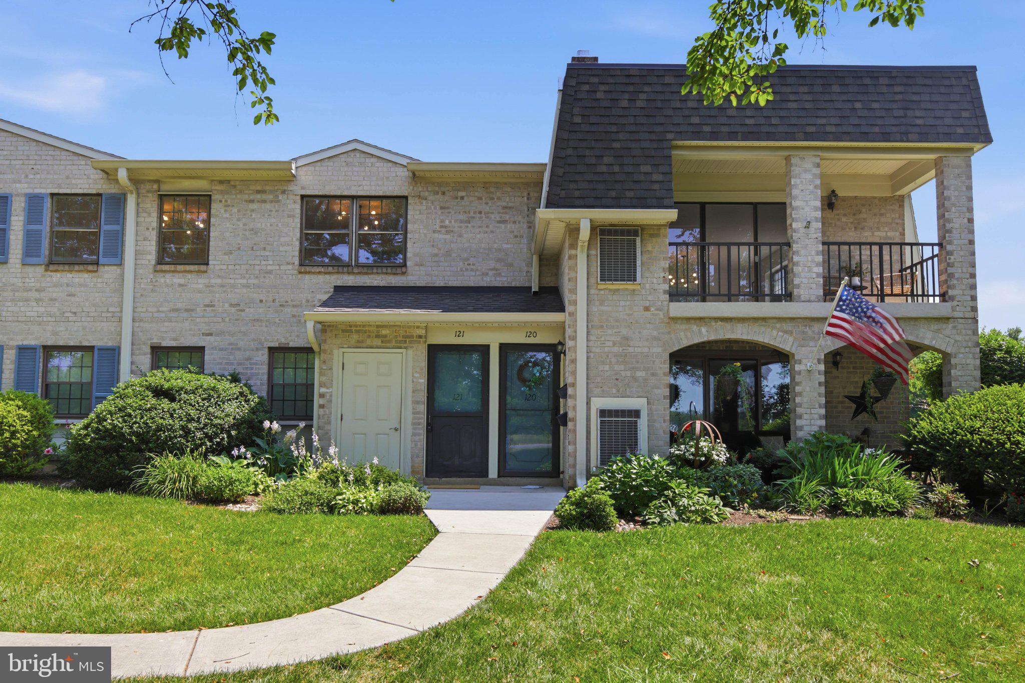 121 VALLEYBROOK DRIVE