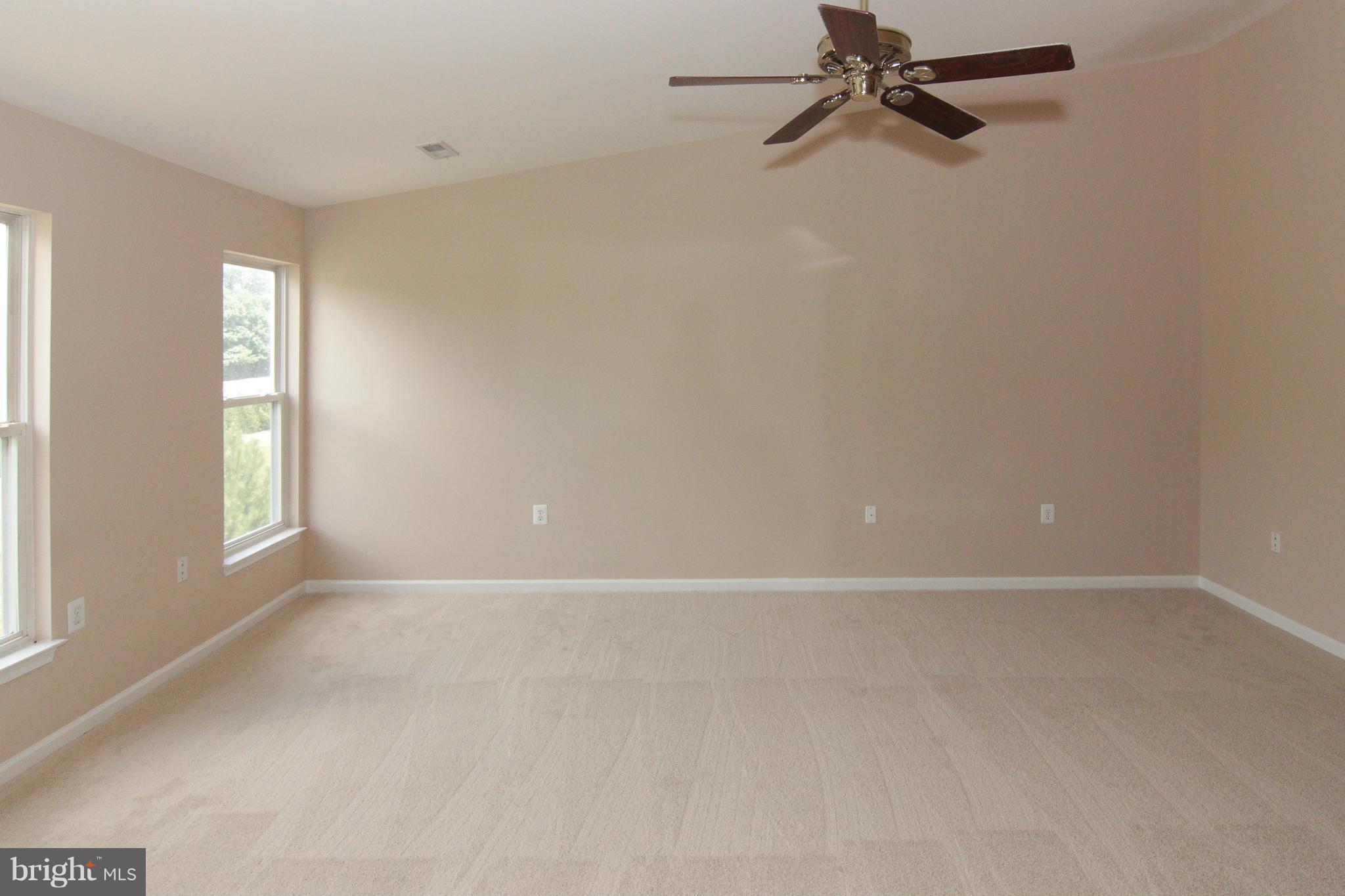 POTOMAC HUNT - Residential