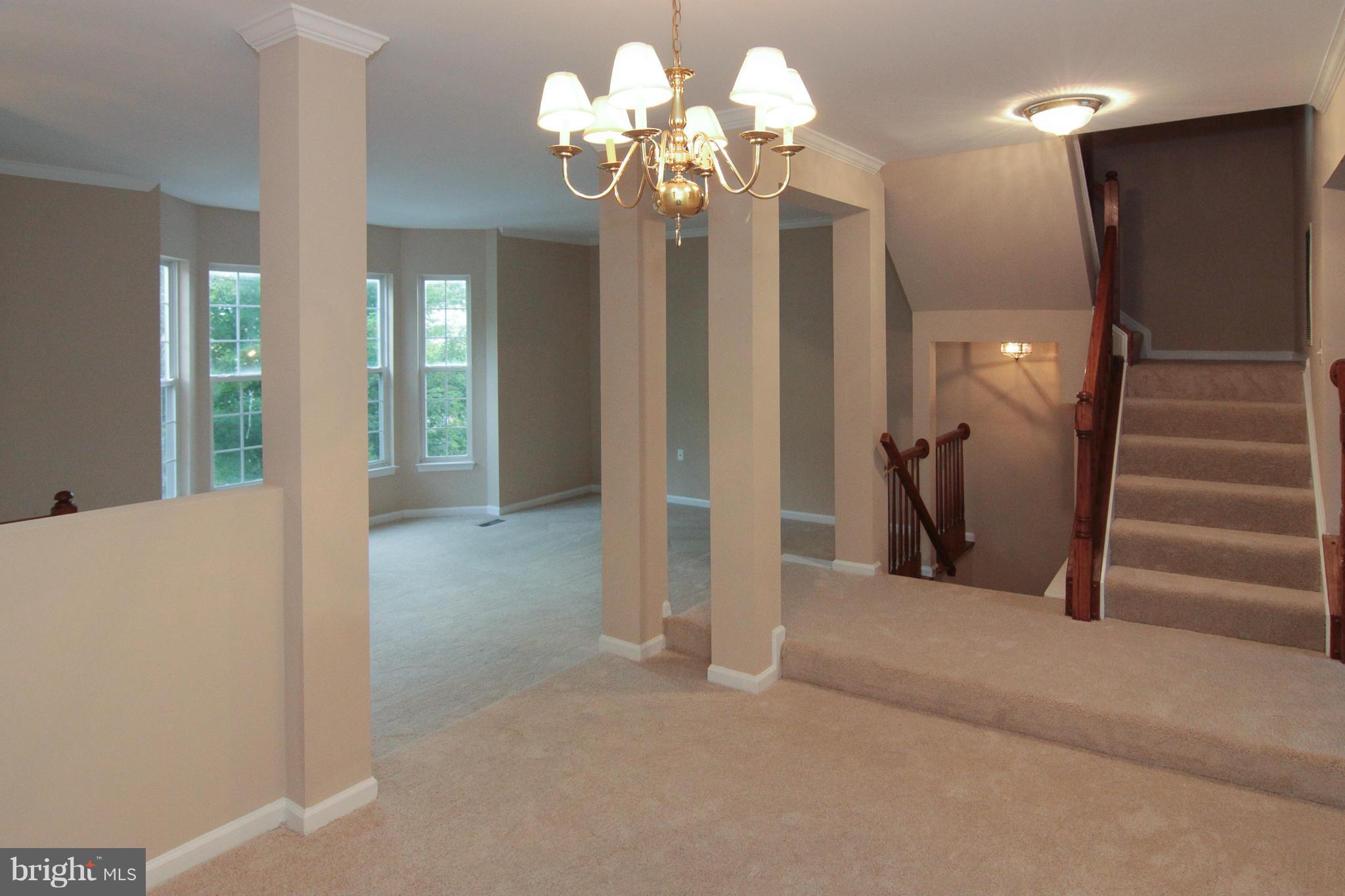 POTOMAC HUNT - Residential