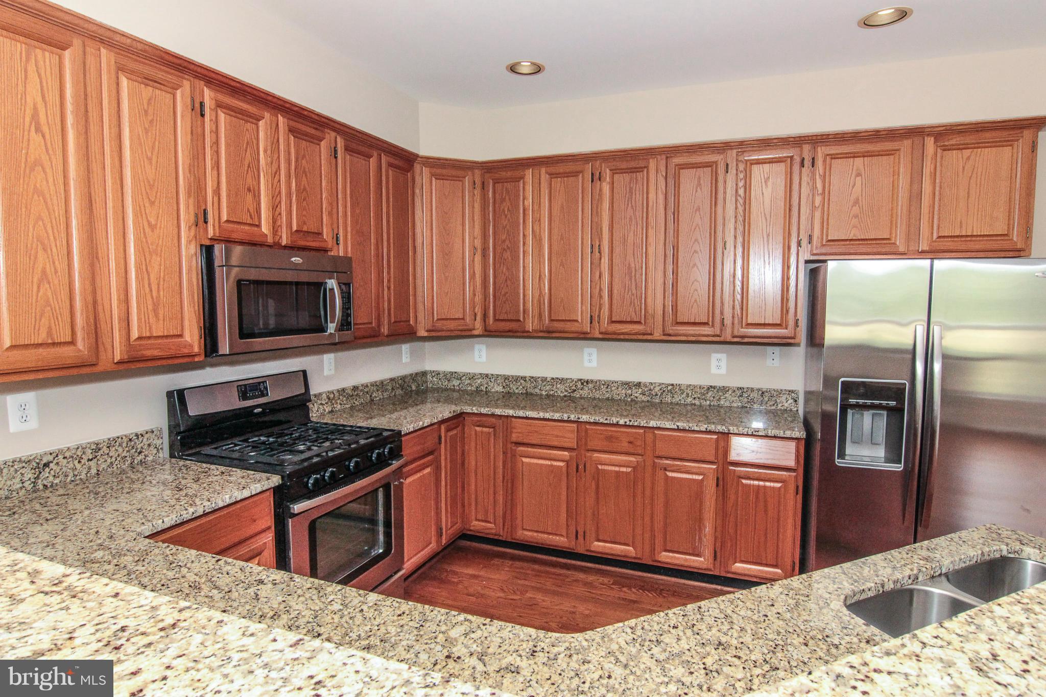 POTOMAC HUNT - Residential