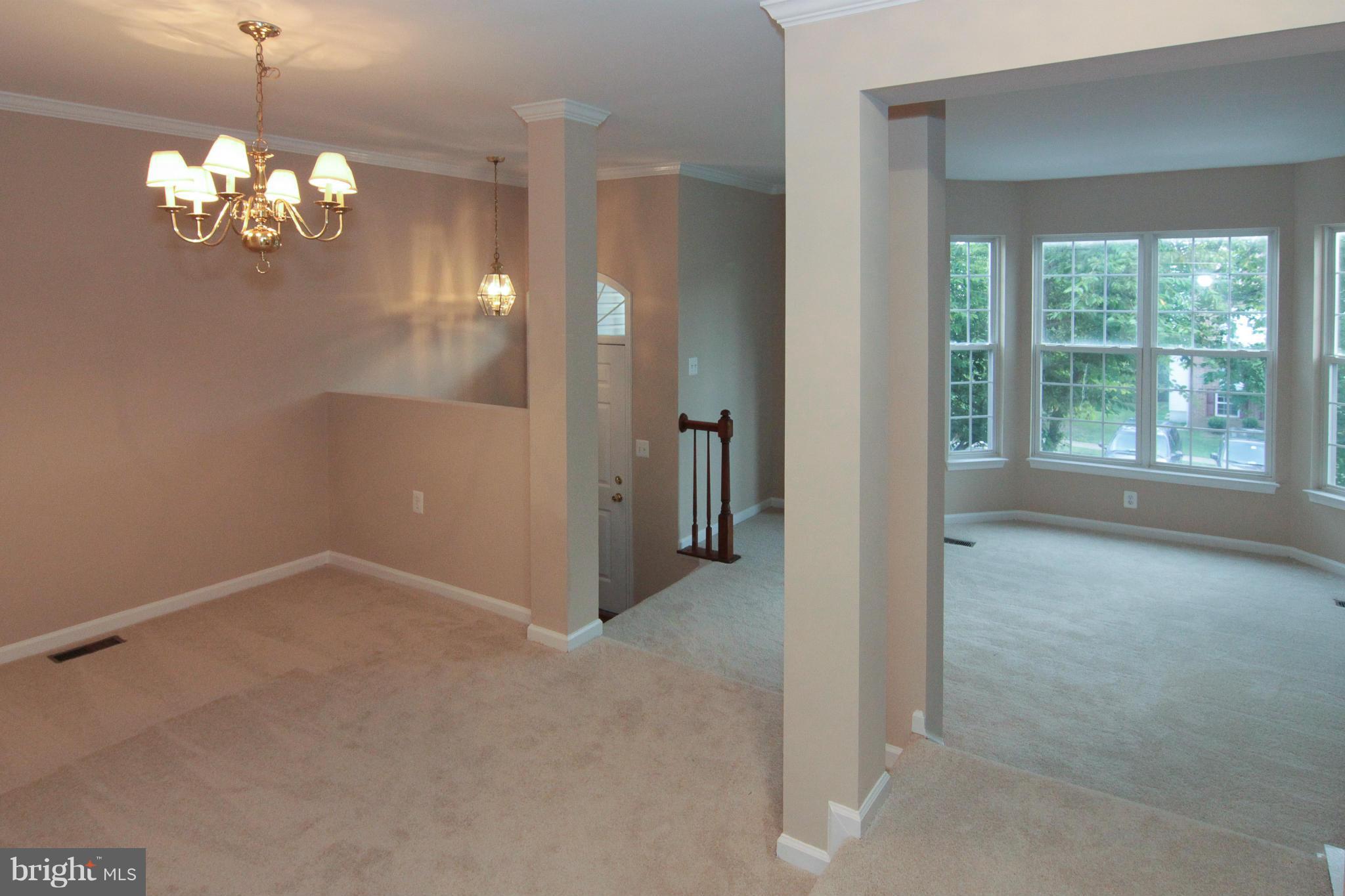 POTOMAC HUNT - Residential