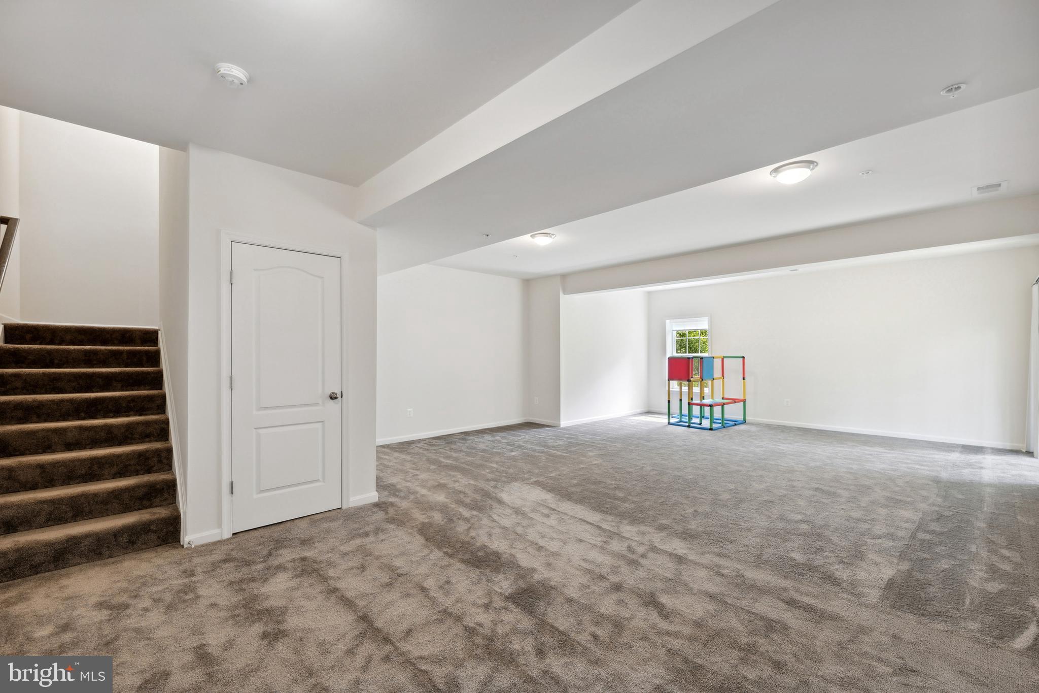 NORTH CALVERT WOODS - Residential