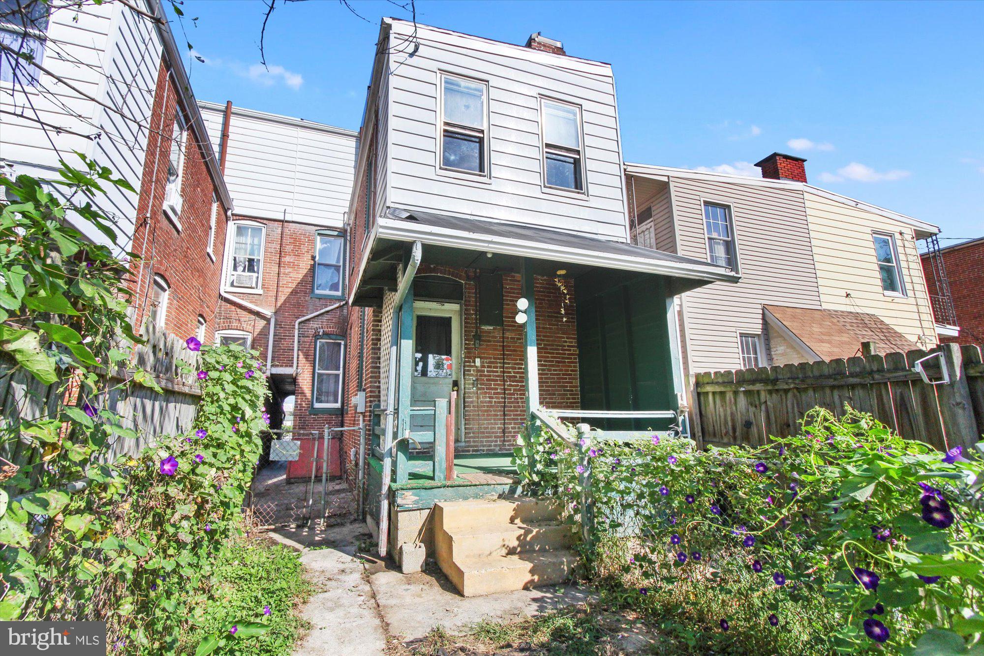 EAST YORK - Residential