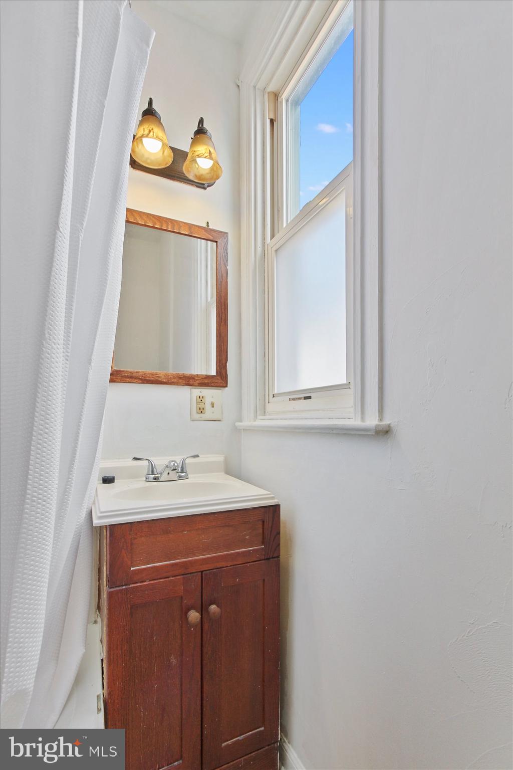 EAST YORK - Residential