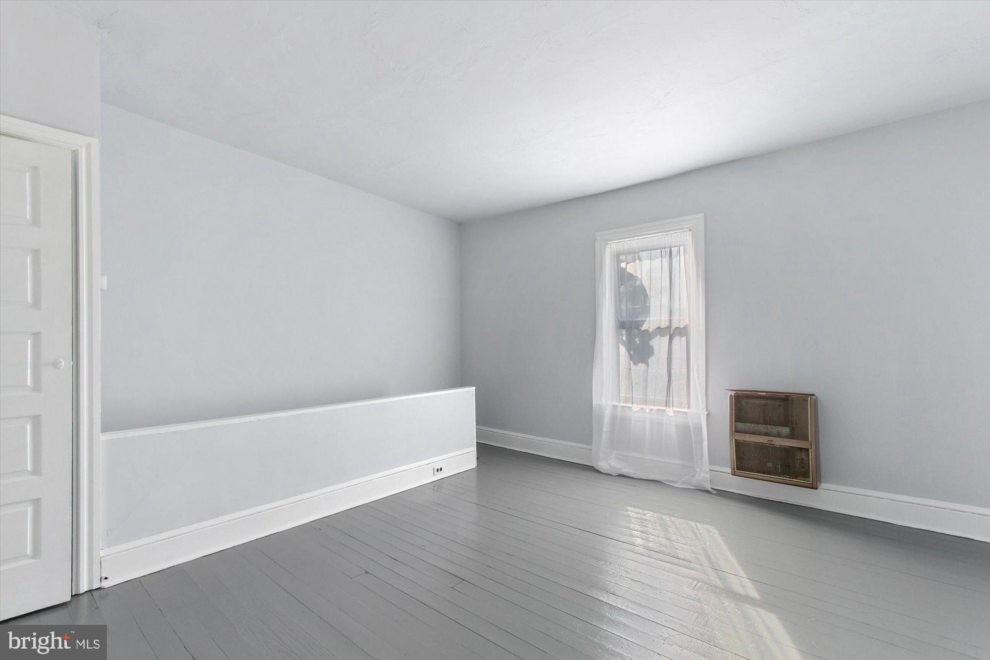 EAST YORK - Residential