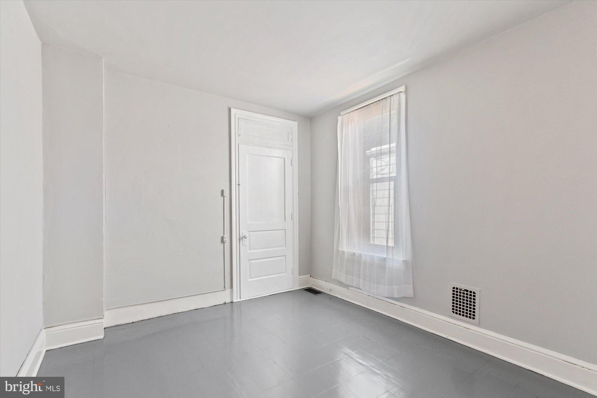 EAST YORK - Residential