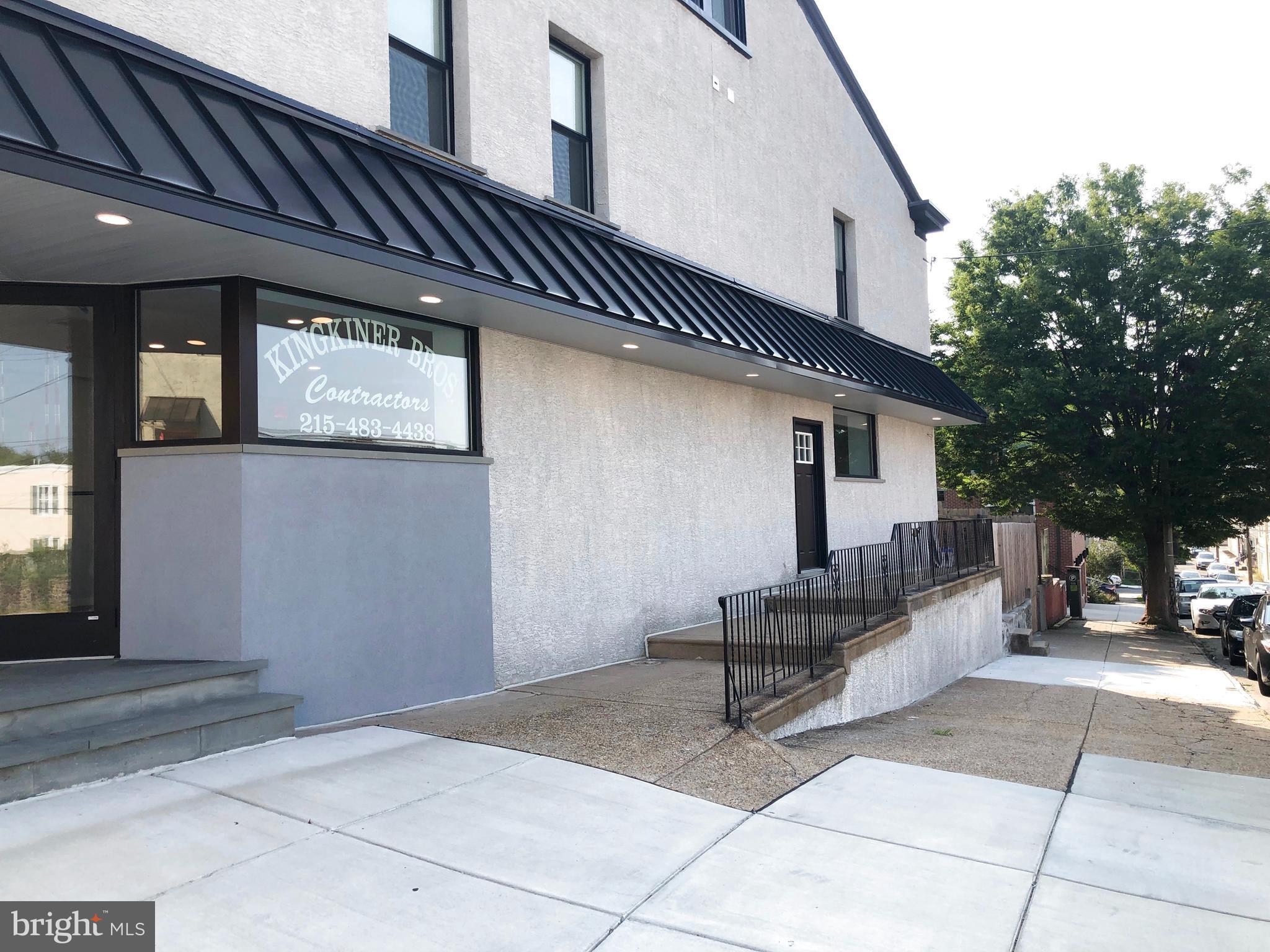 ROXBOROUGH - Residential Lease