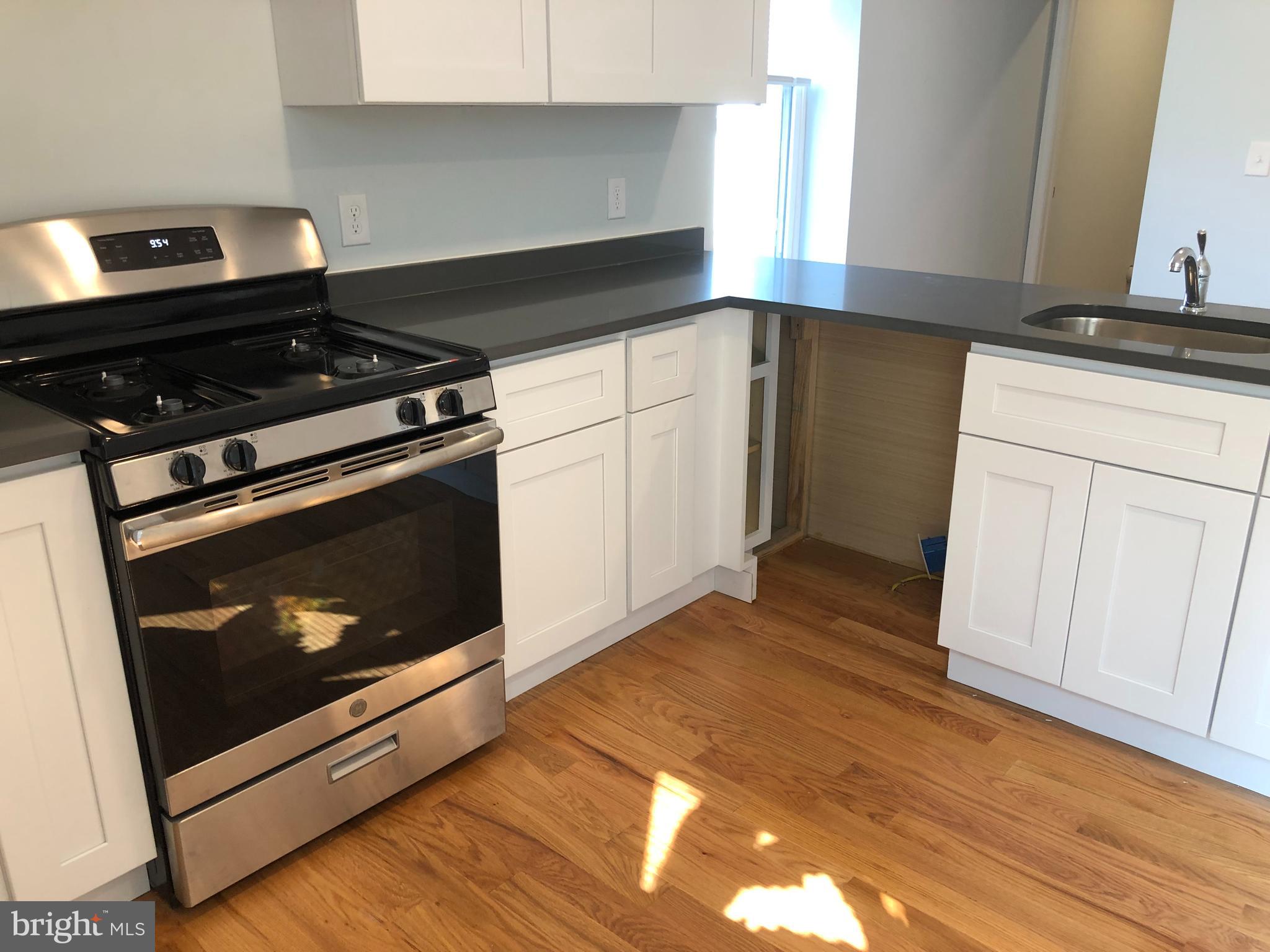 ROXBOROUGH - Residential Lease