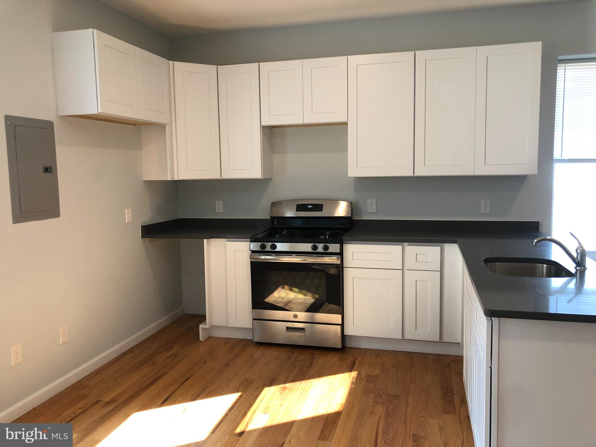 ROXBOROUGH - Residential Lease