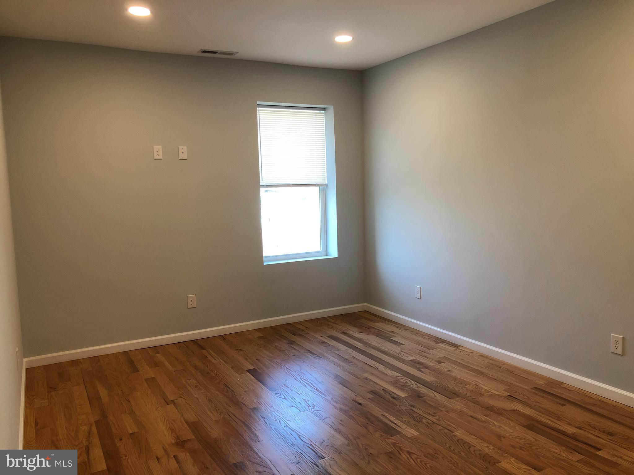 ROXBOROUGH - Residential Lease