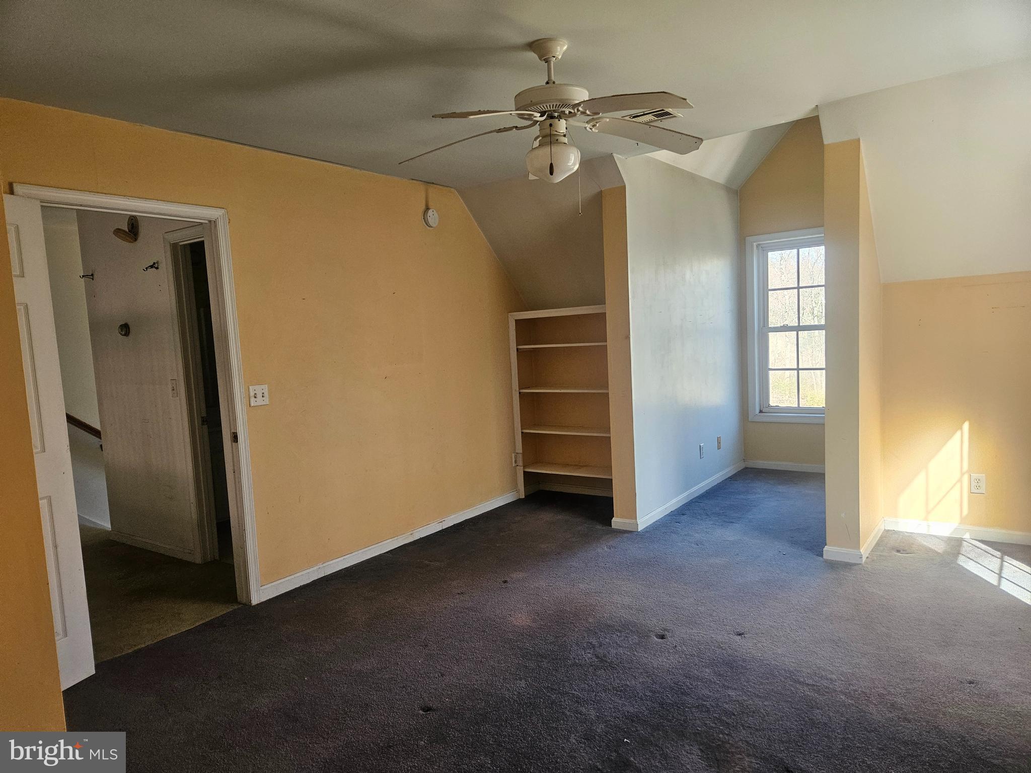 GENEZER ESTATES - Residential