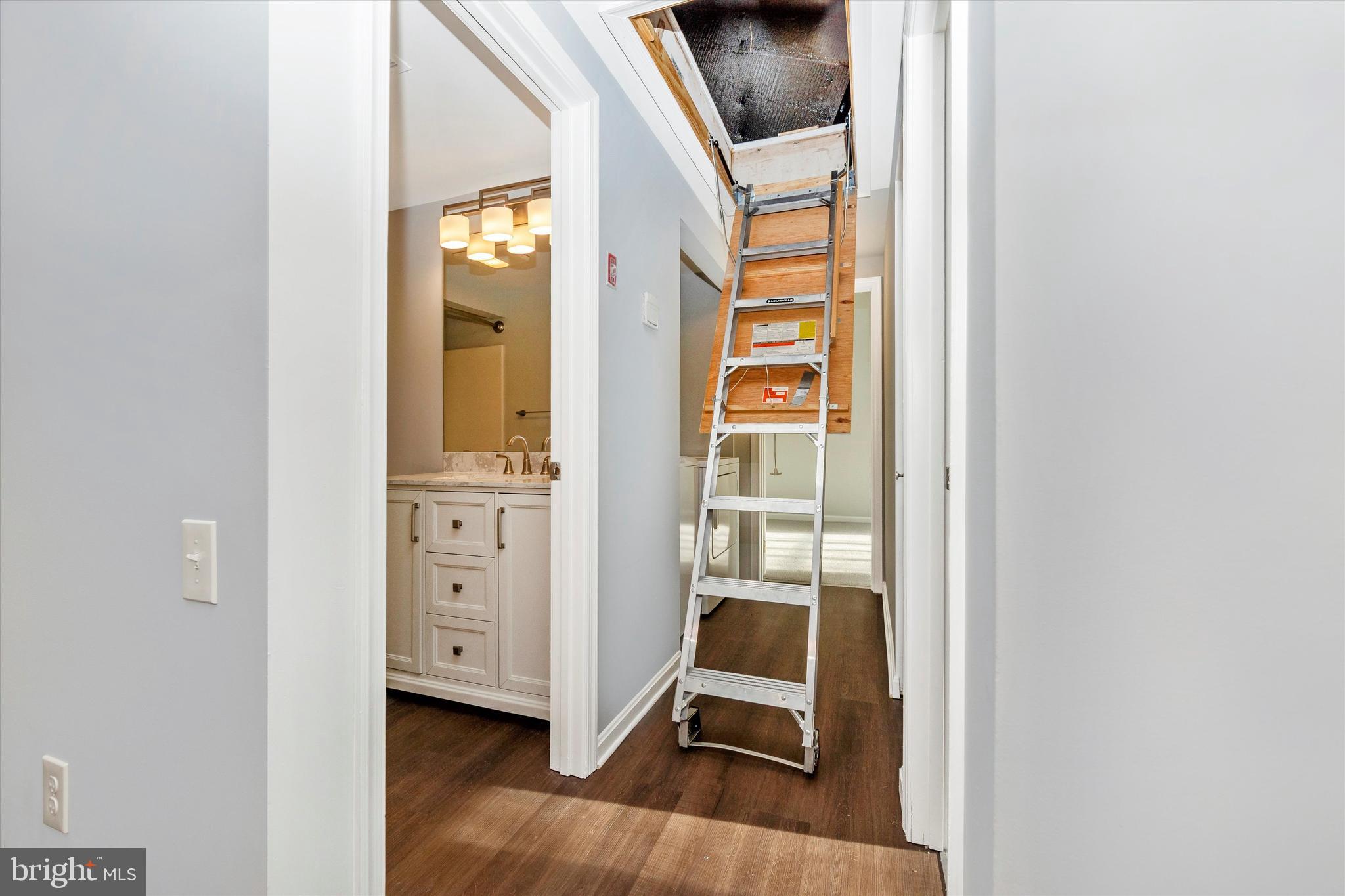 WOODLANDS NORTH - Residential