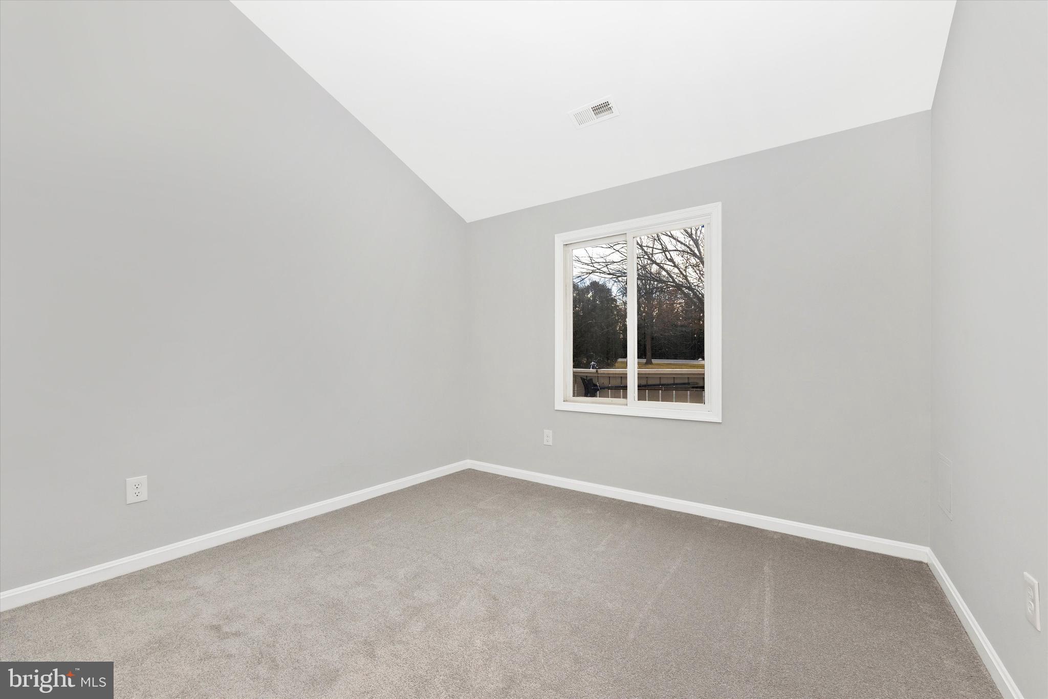 WOODLANDS NORTH - Residential