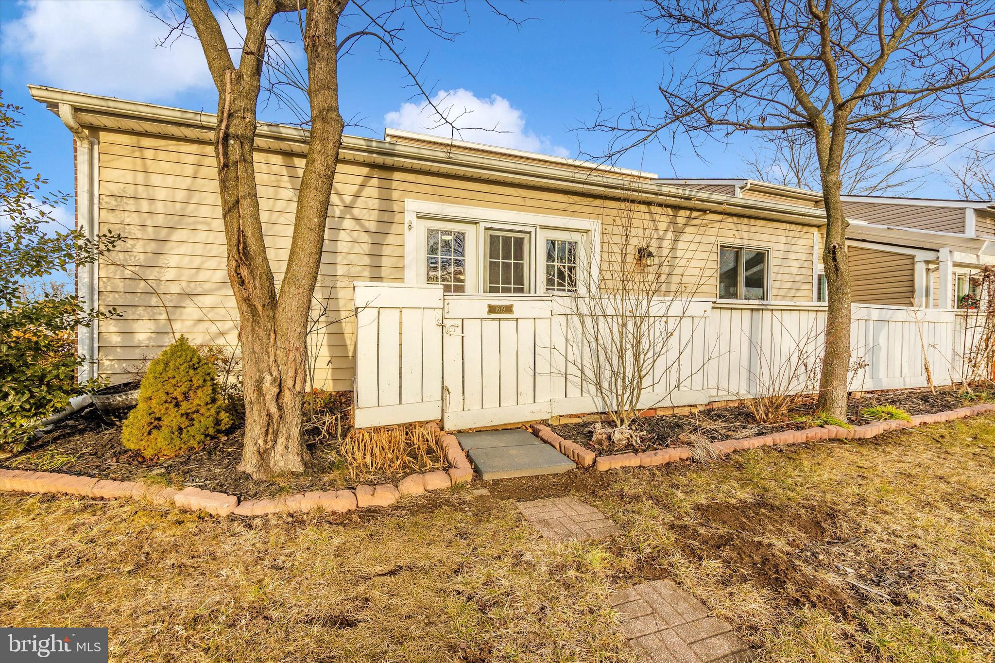 WOODLANDS NORTH - Residential