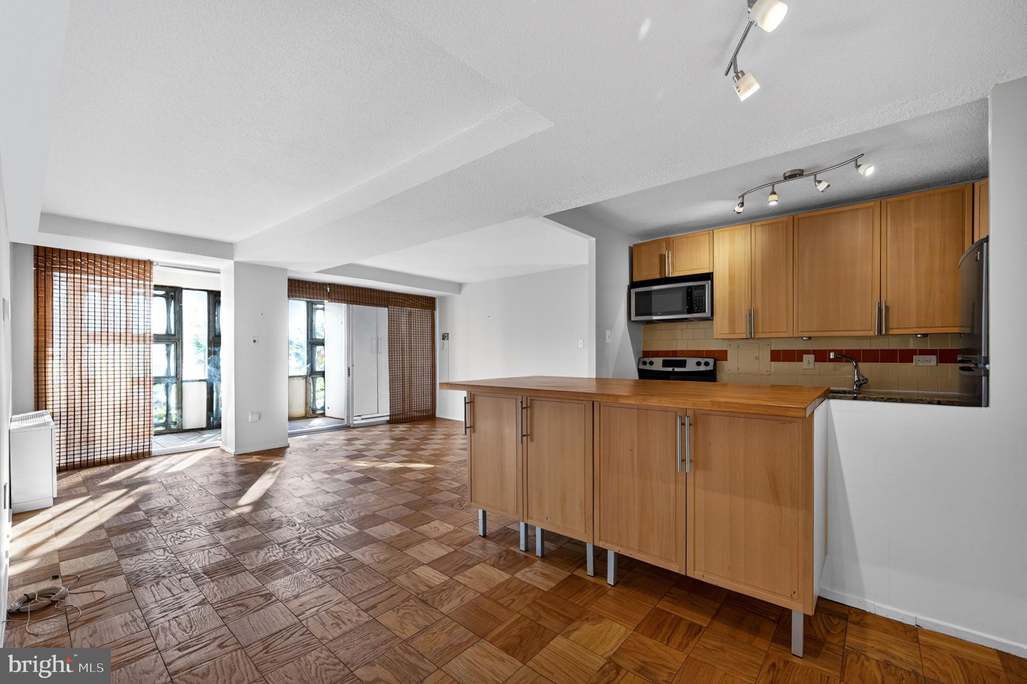 1311 DELAWARE AVENUE SW S231