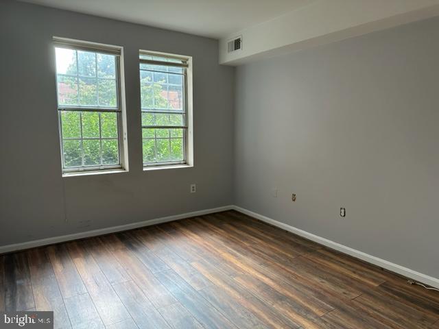 COLONIAL VILLAGE III - Residential Lease