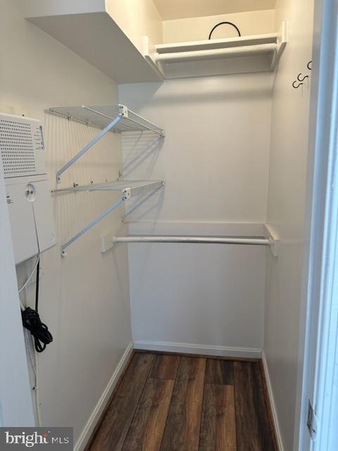 COLONIAL VILLAGE III - Residential Lease