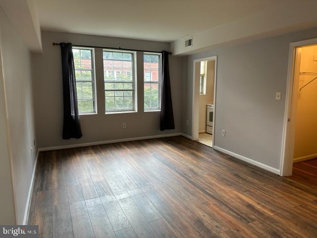 COLONIAL VILLAGE III - Residential Lease