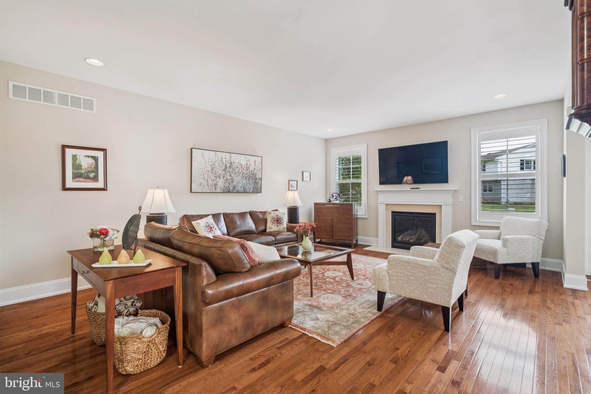 361 NEWBURY COURT