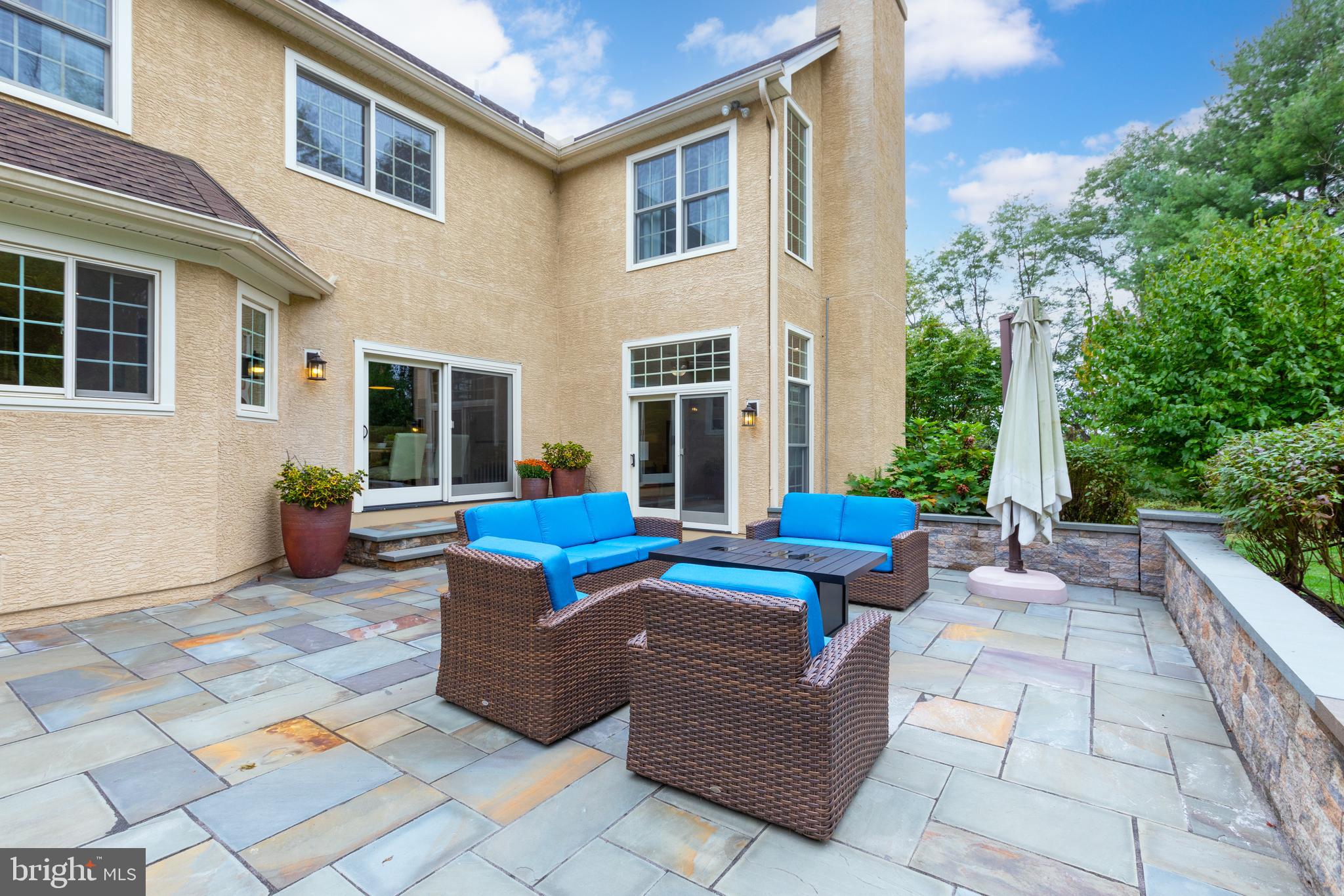 HAMILTON PLACE - Residential