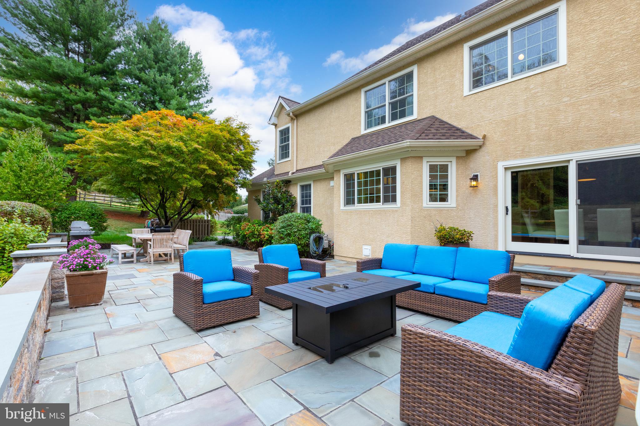 HAMILTON PLACE - Residential