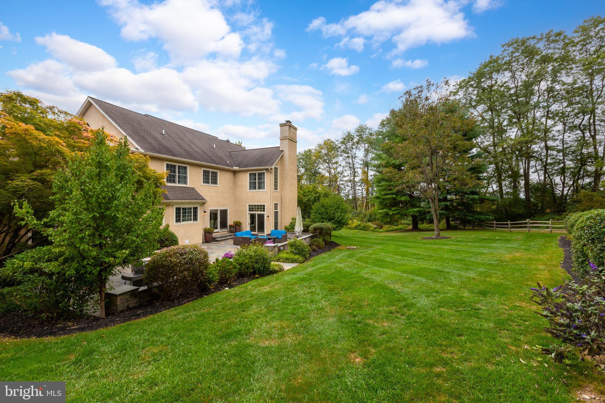 HAMILTON PLACE - Residential