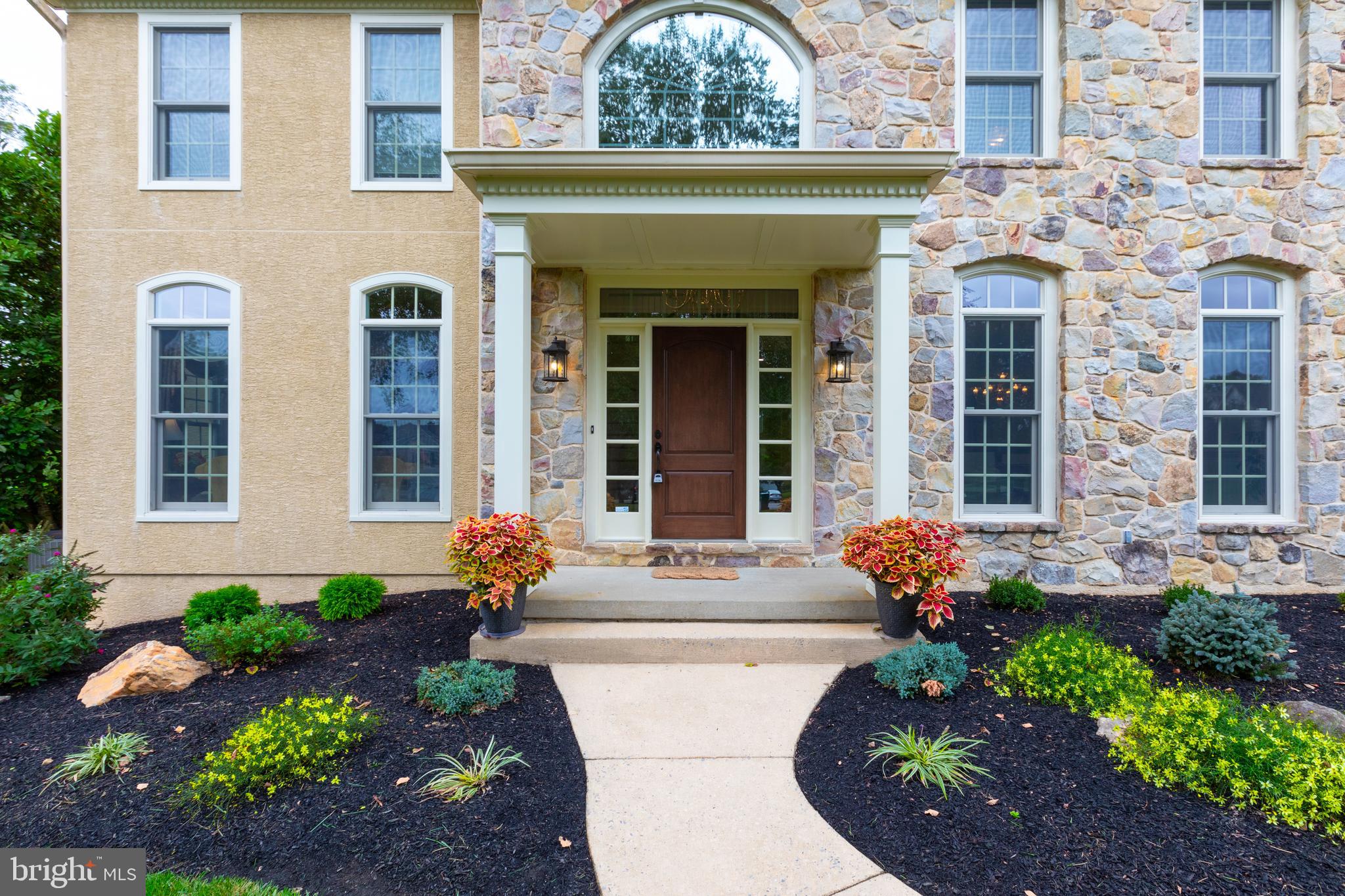 HAMILTON PLACE - Residential