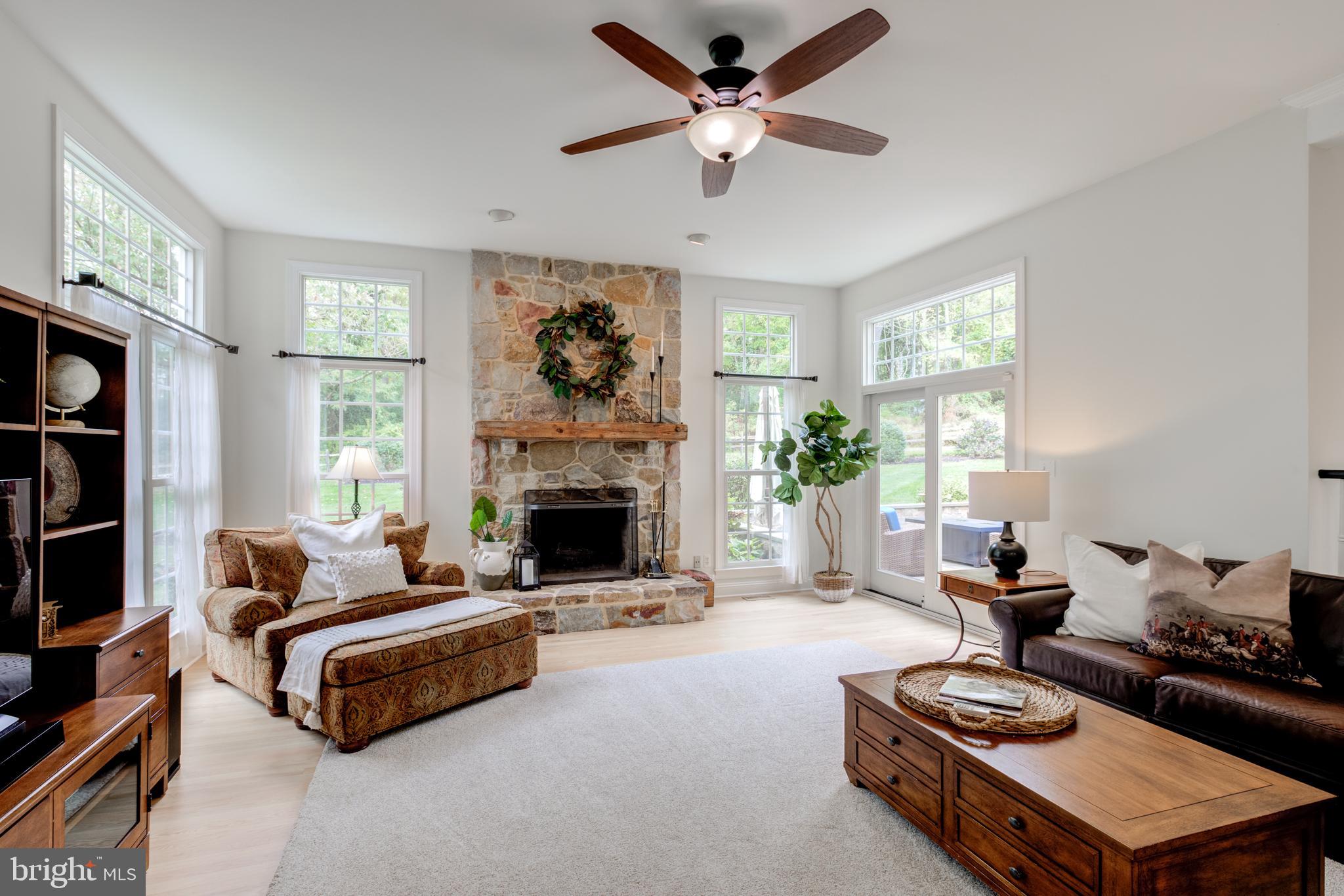 HAMILTON PLACE - Residential