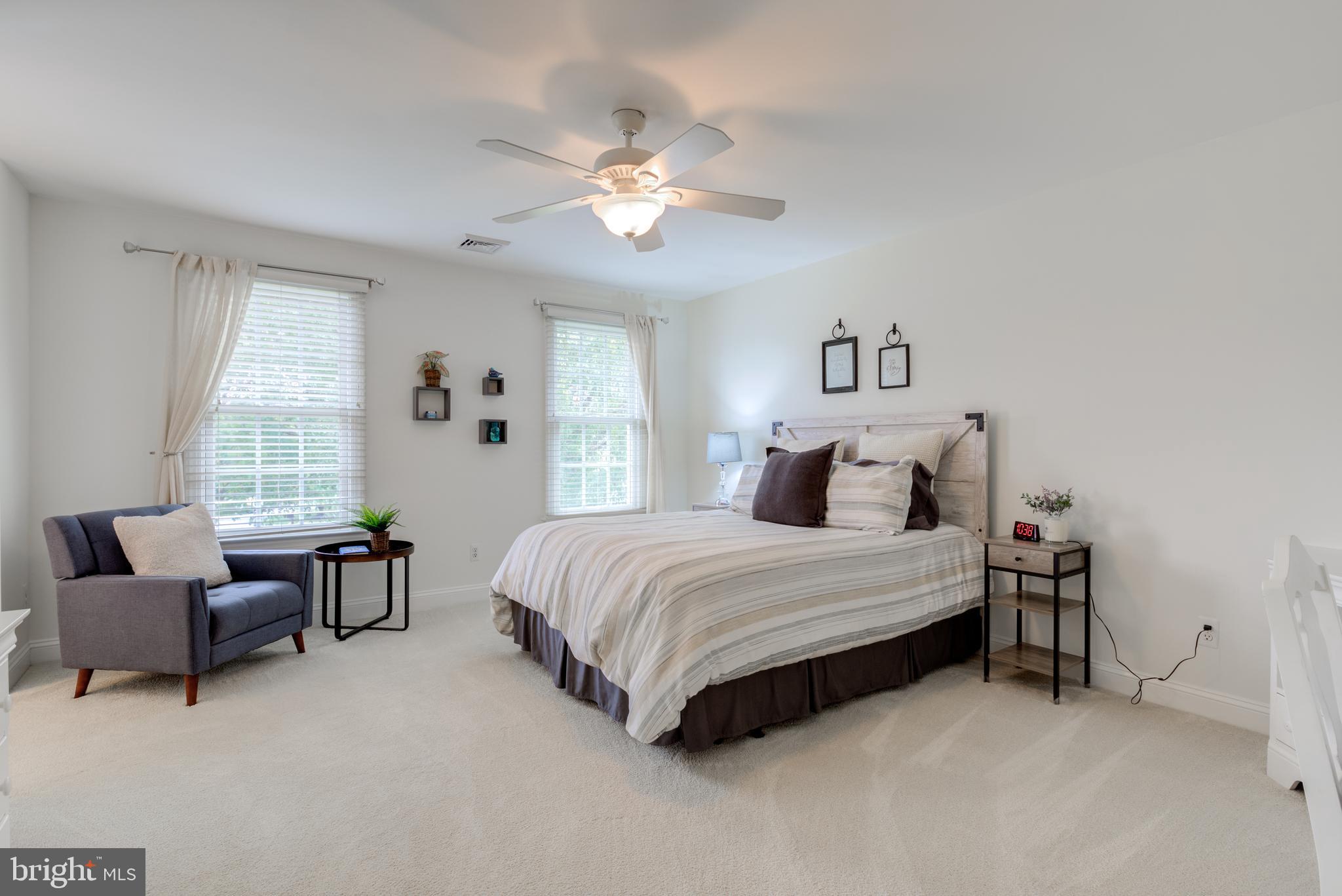 HAMILTON PLACE - Residential