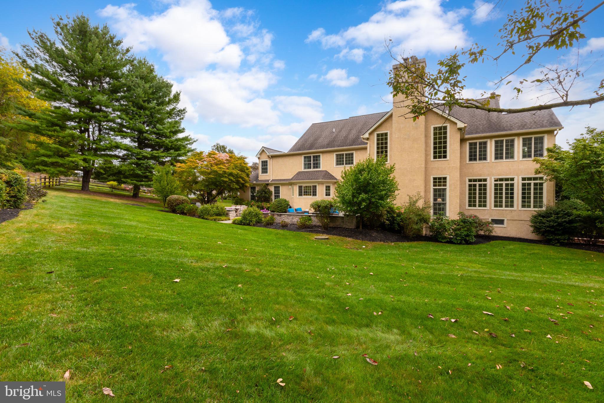 HAMILTON PLACE - Residential