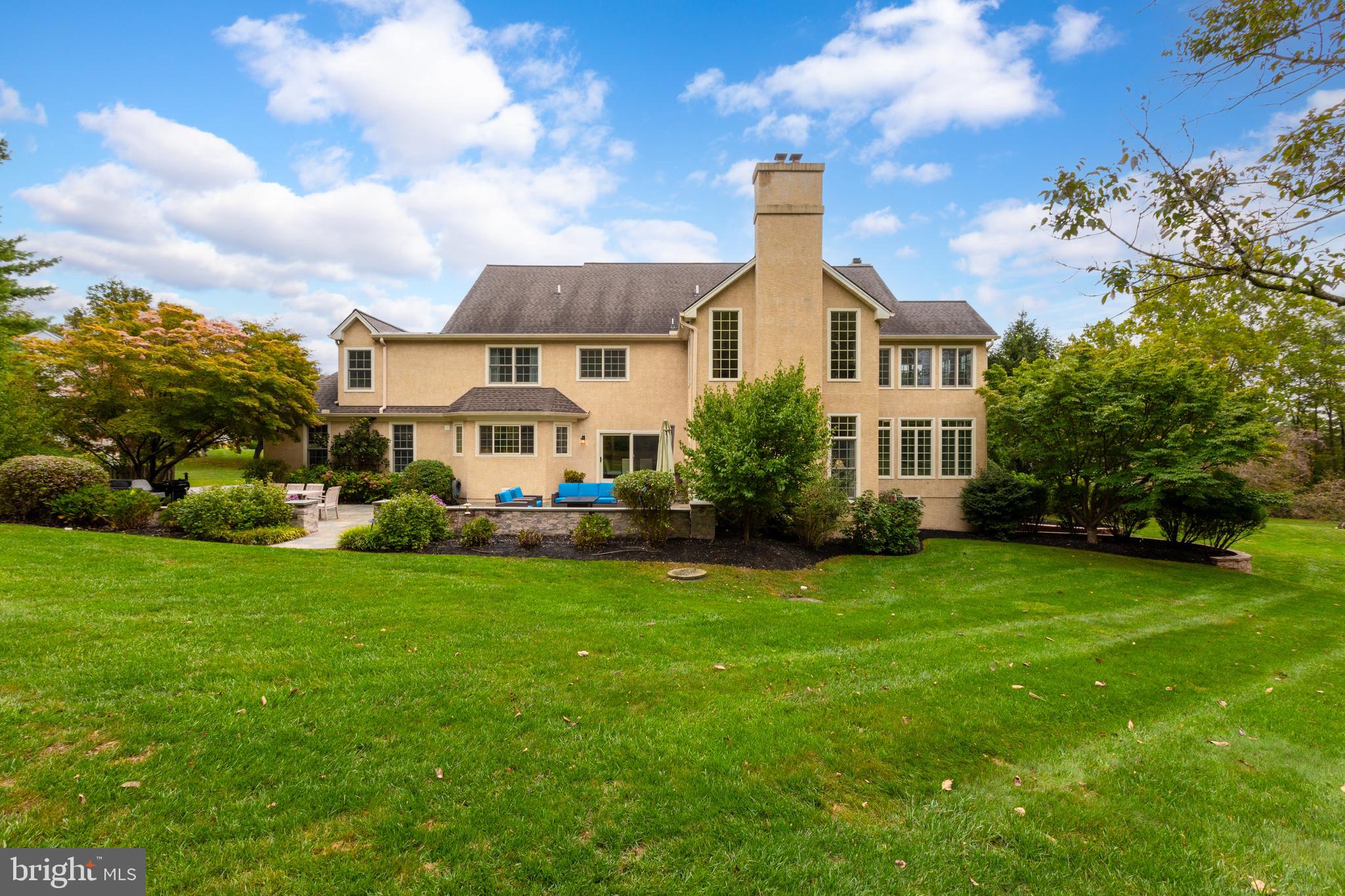 HAMILTON PLACE - Residential