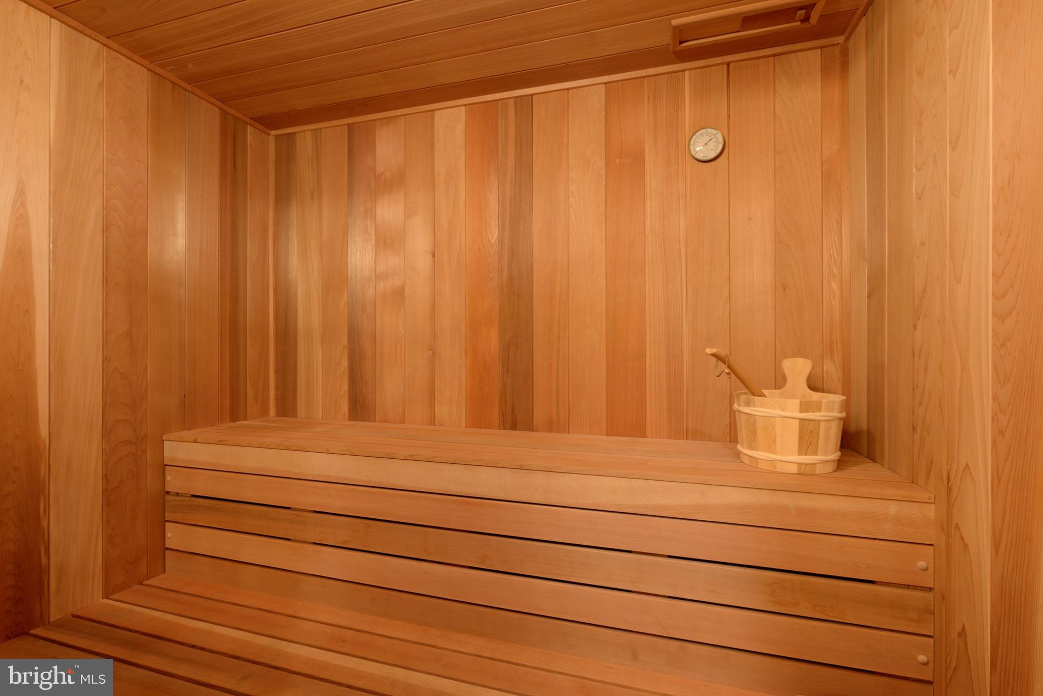 HAMILTON PLACE - Residential