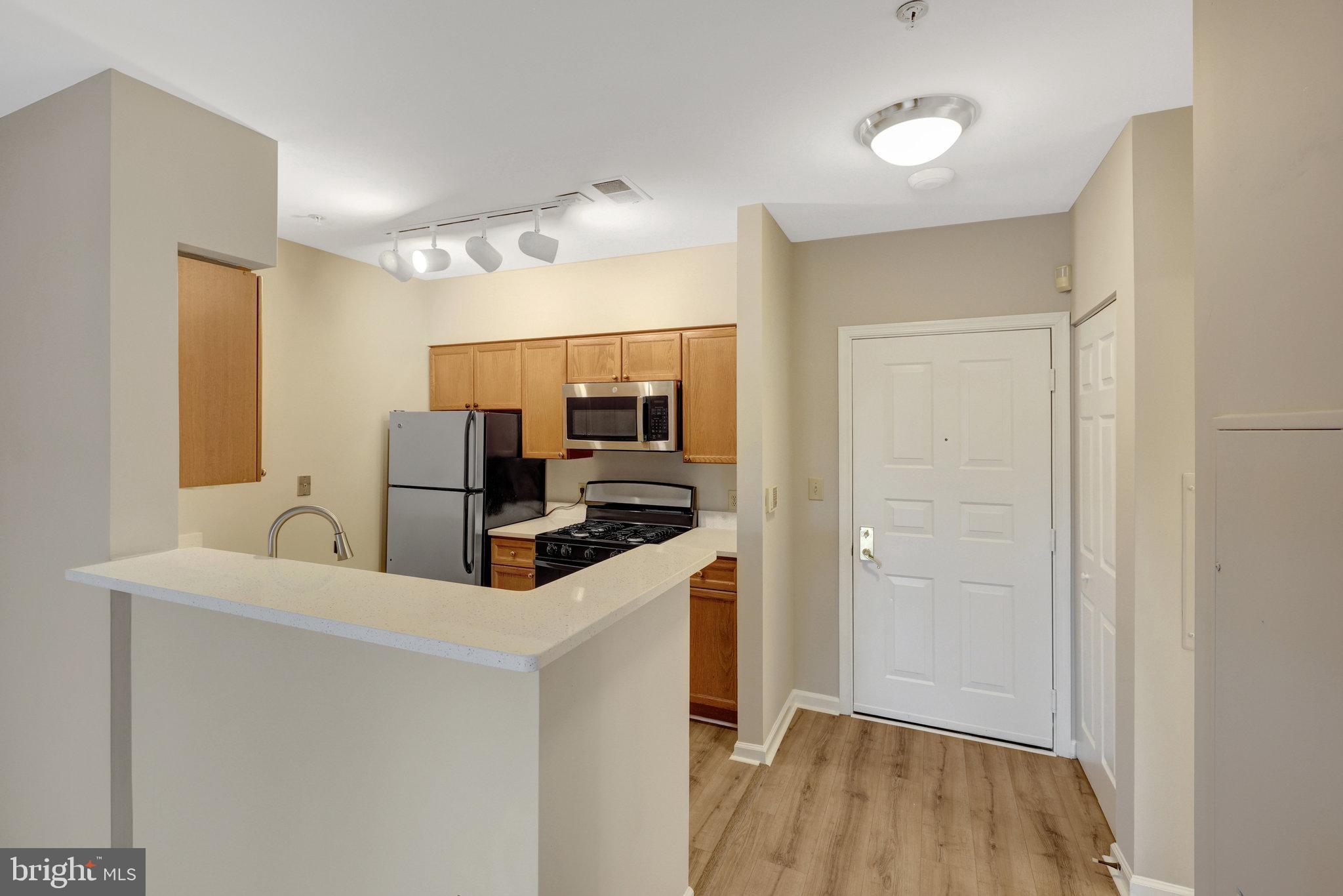 WORLDGATE CONDO - Residential